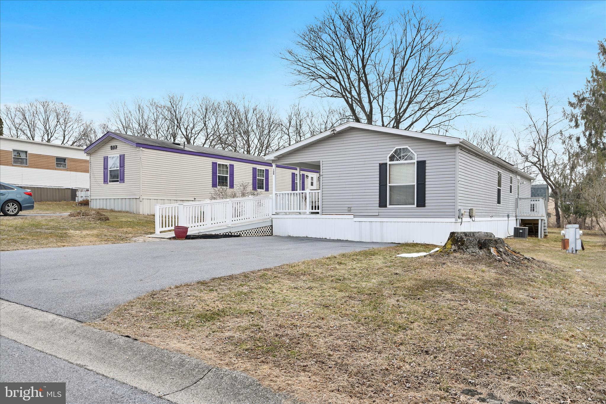 BROWNSTONE PARK - Residential