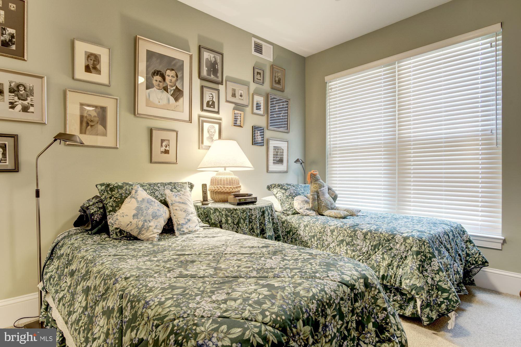 EDGEMOOR - Residential