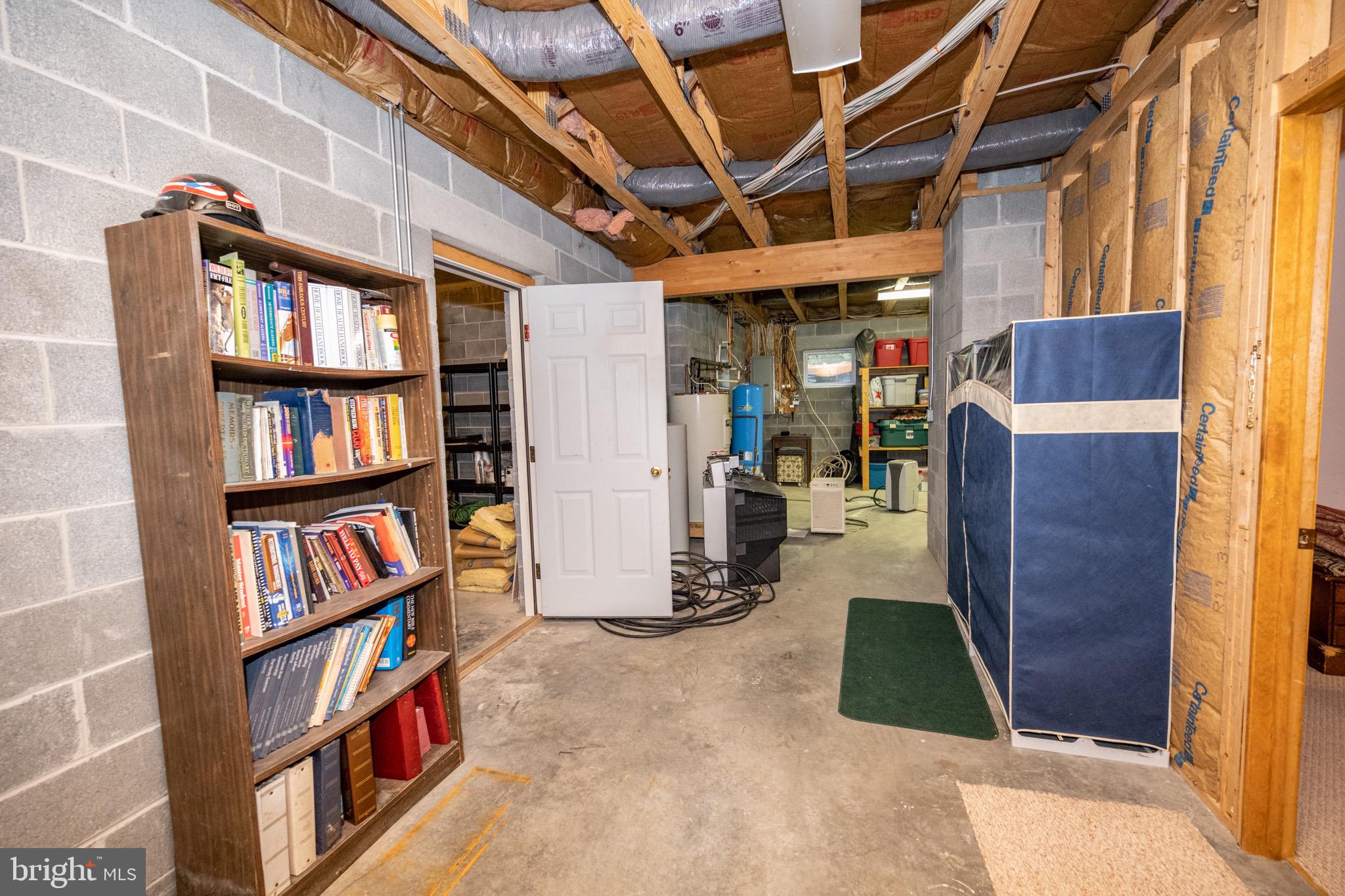 MEADOW LAKE ESTATES - Residential