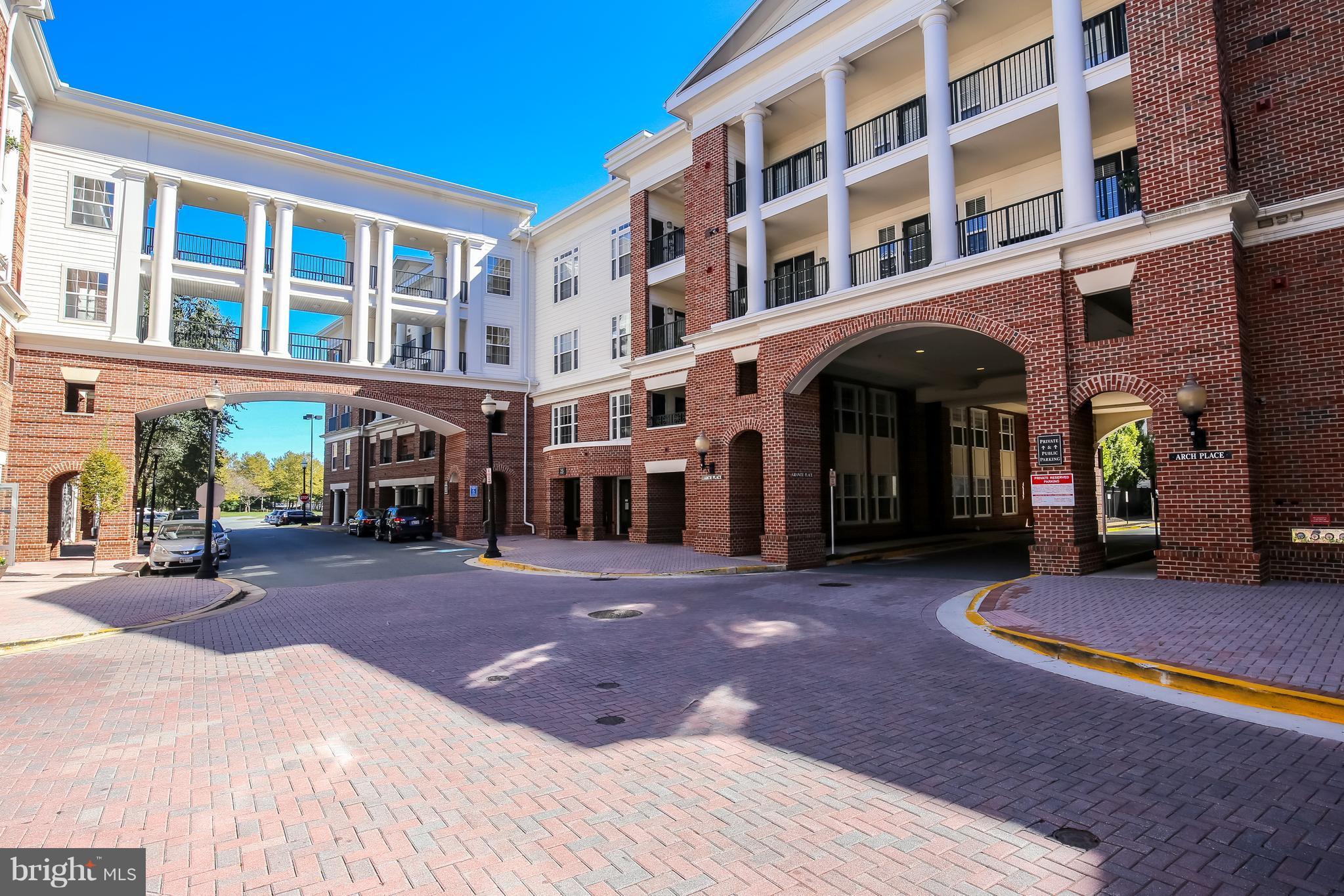 Rarely available light-filled top-floor 1 BR + Loft in the Kentlands! Features incl soaring ceilings, stainless appliances, new full size washer & dryer, master BR w walk-in closet, spacious bath w dual vanities + soaking tub, private balcony. Garage parking. Amenities incl fitness center, pool, party rooms, media center in expertly managed building + all the Kentlands restaurants & shopping!