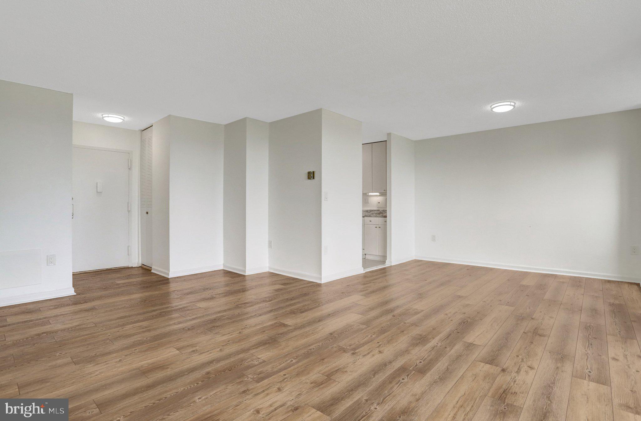1225 MARTHA CUSTIS DRIVE 811