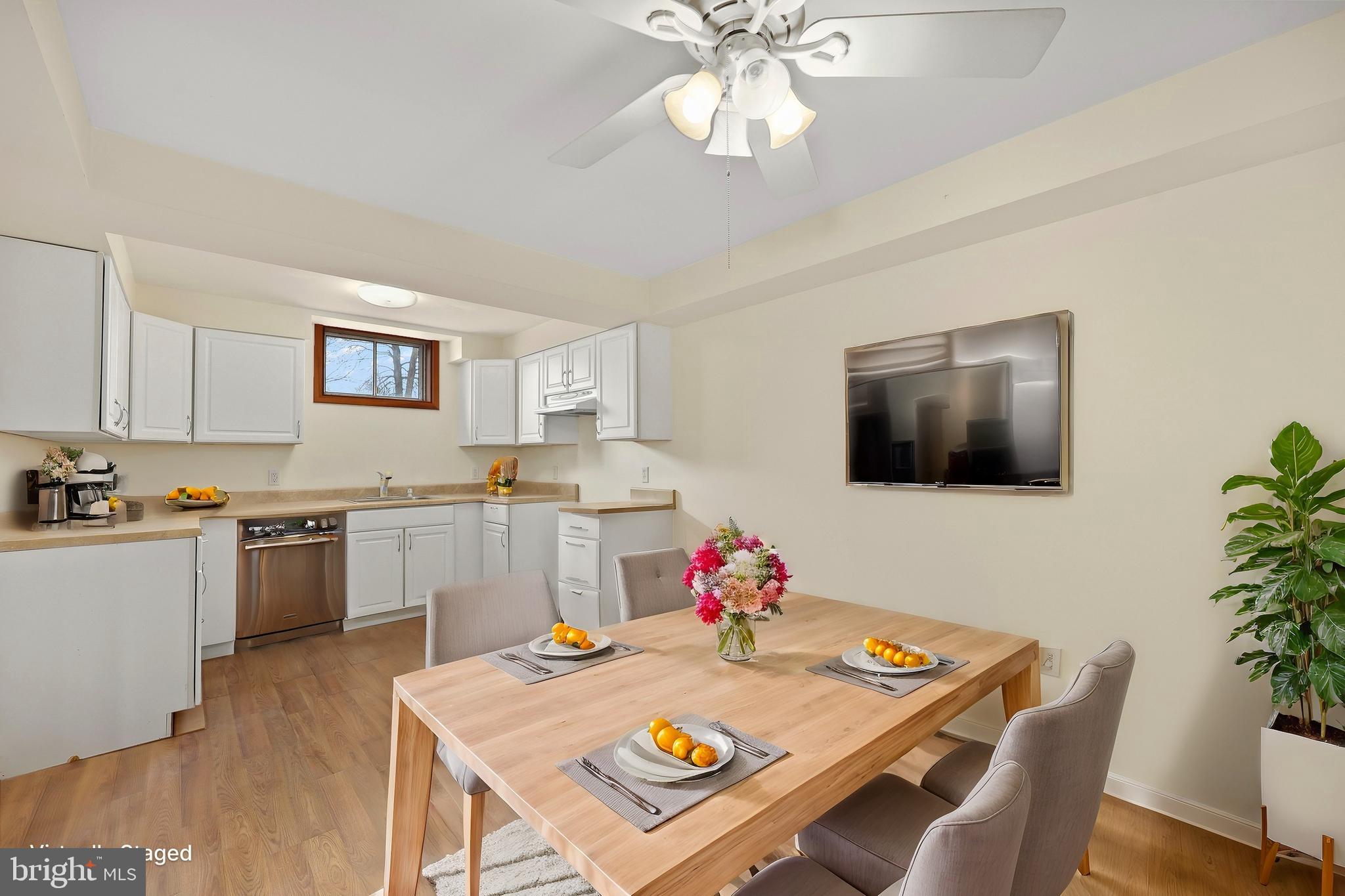 LINCOLN ACRES - Residential