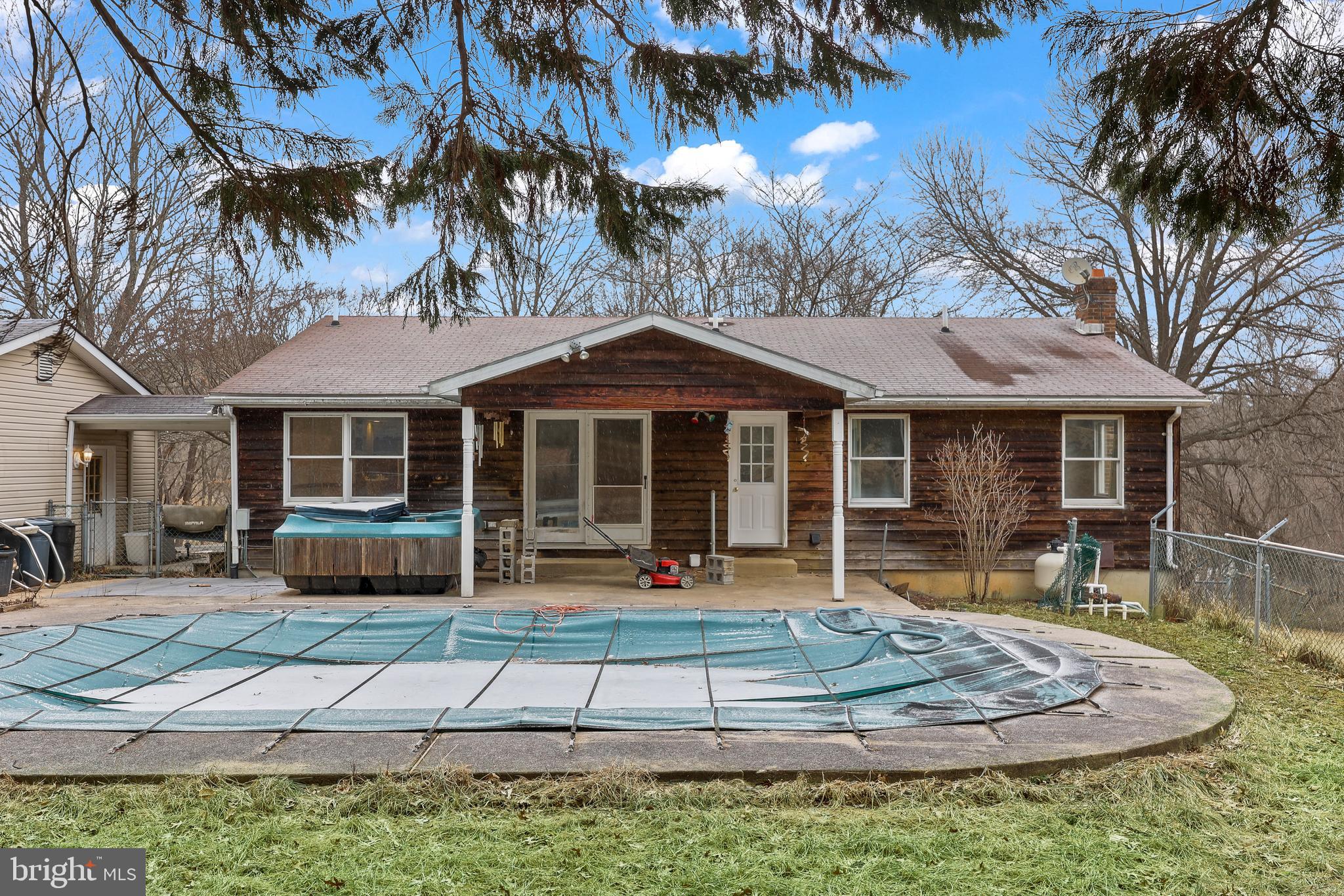 LINCOLN ACRES - Residential