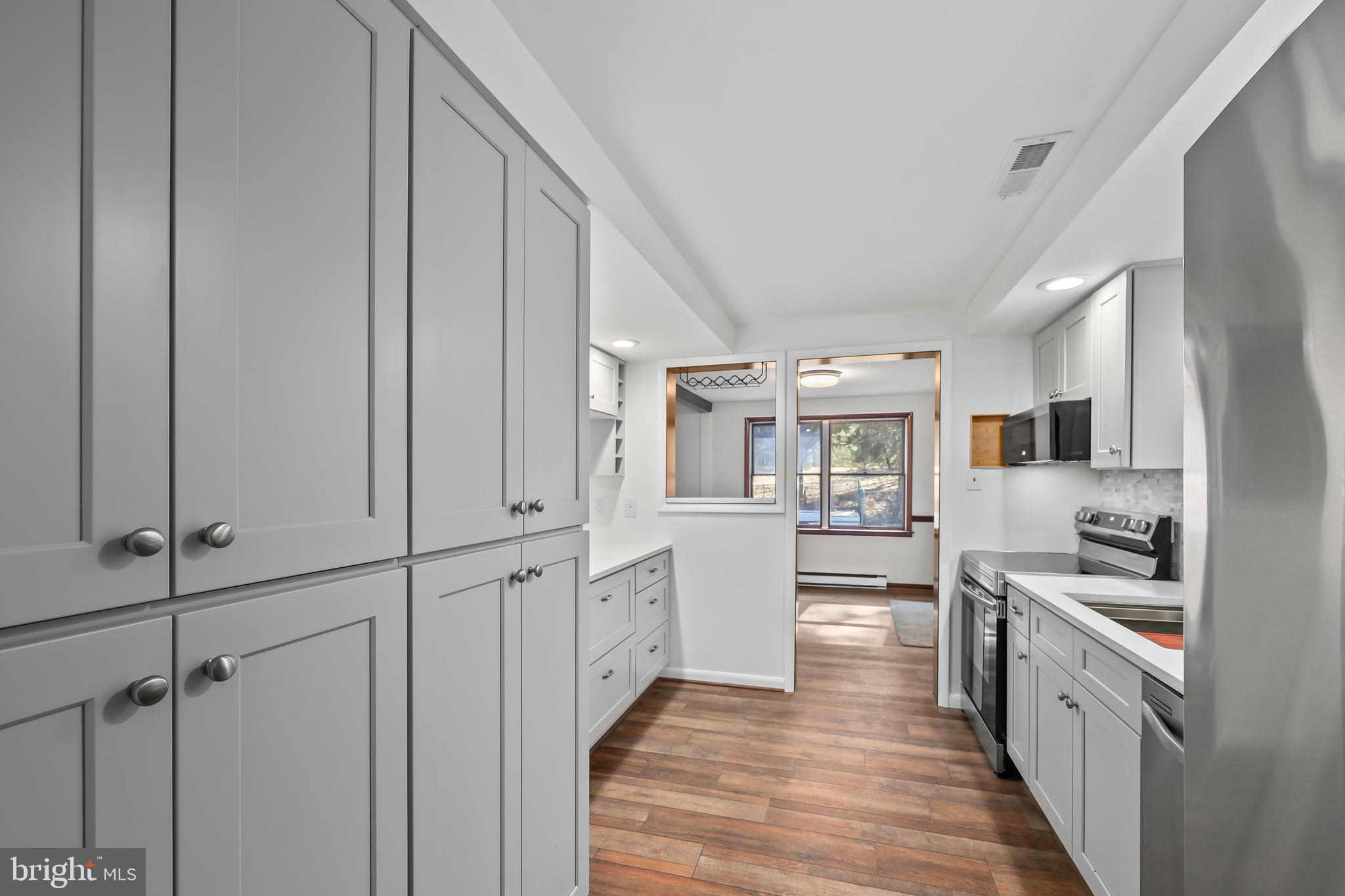 LINCOLN ACRES - Residential