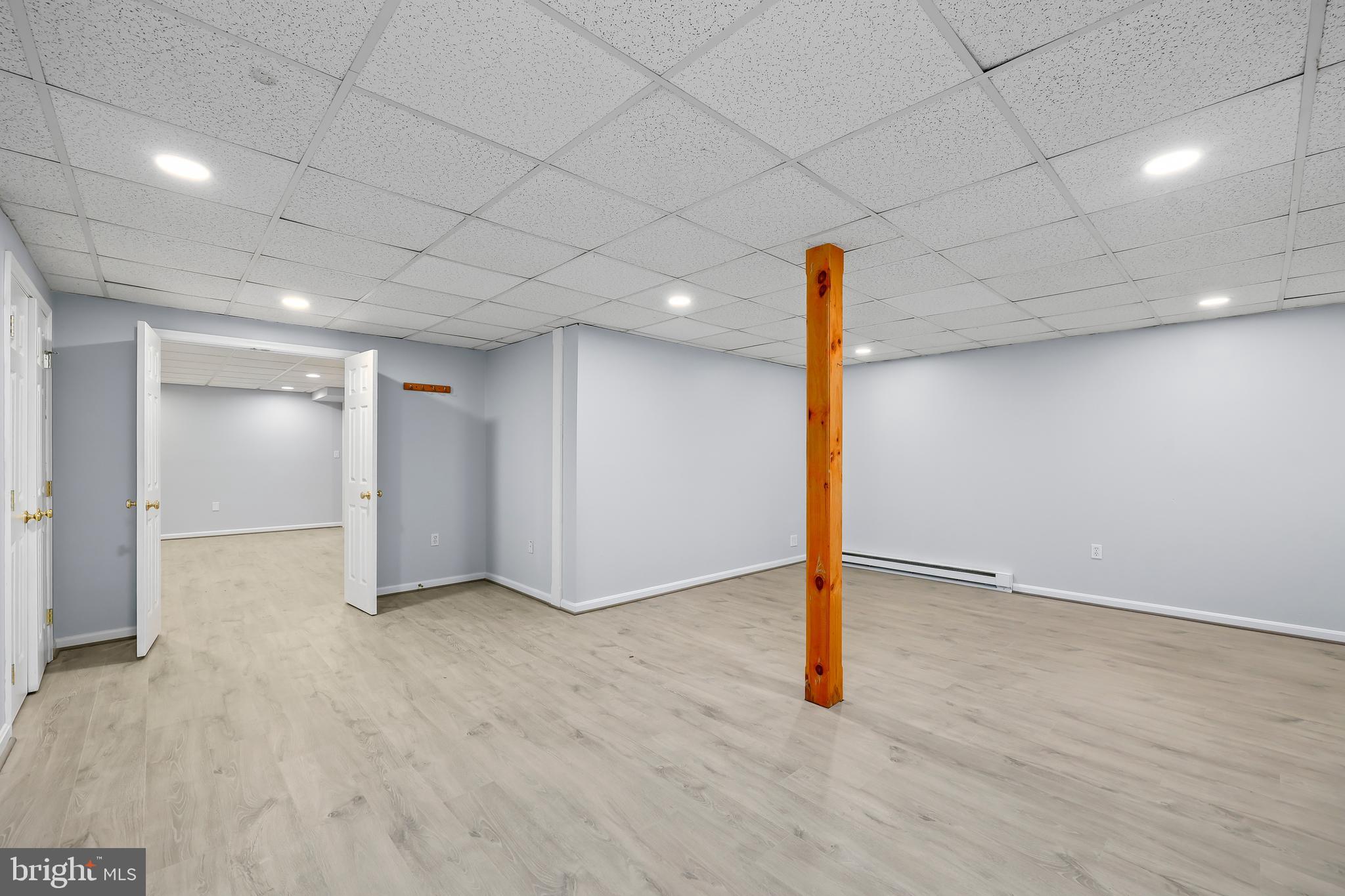 LINCOLN ACRES - Residential