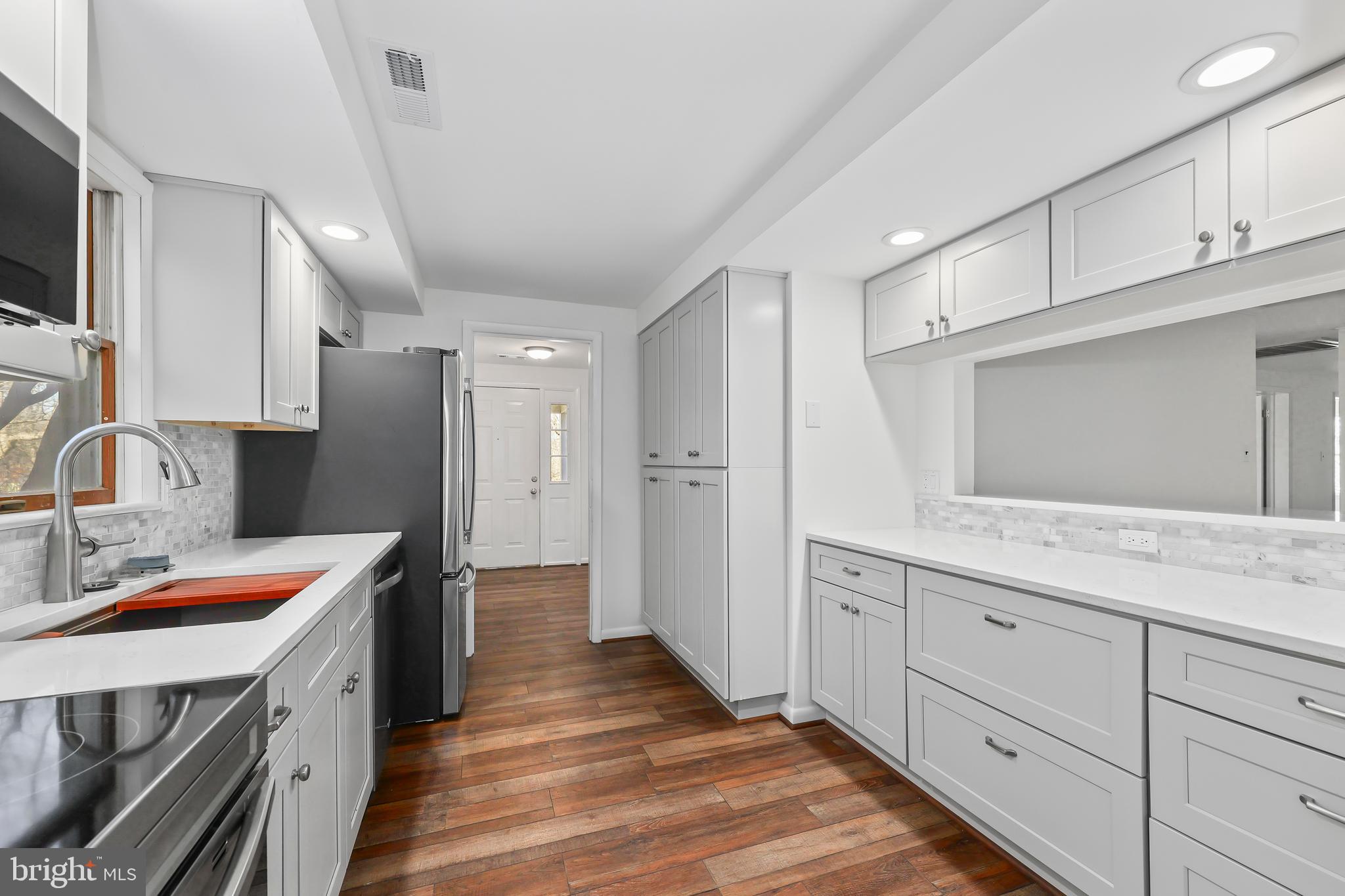 LINCOLN ACRES - Residential