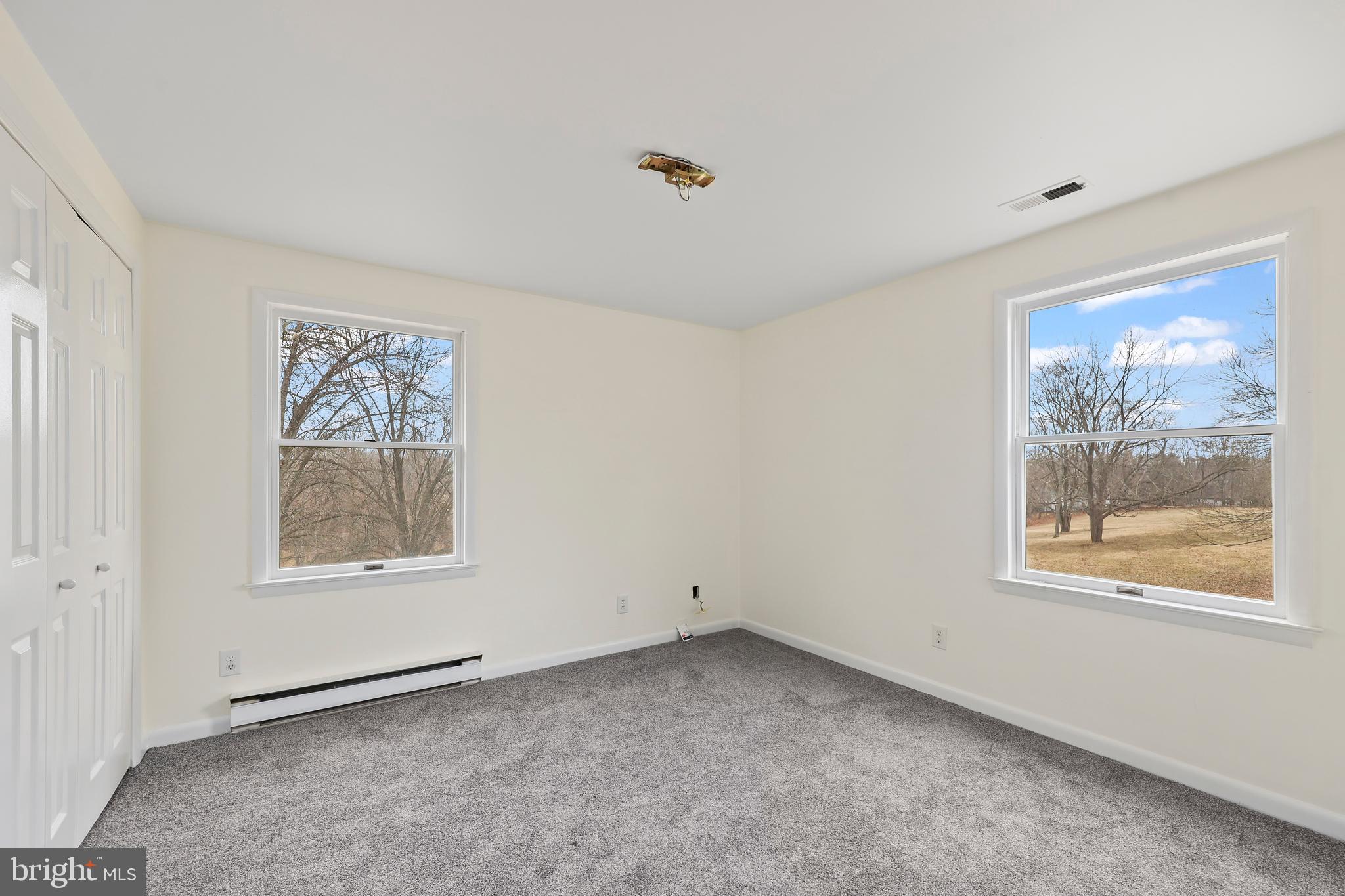 LINCOLN ACRES - Residential