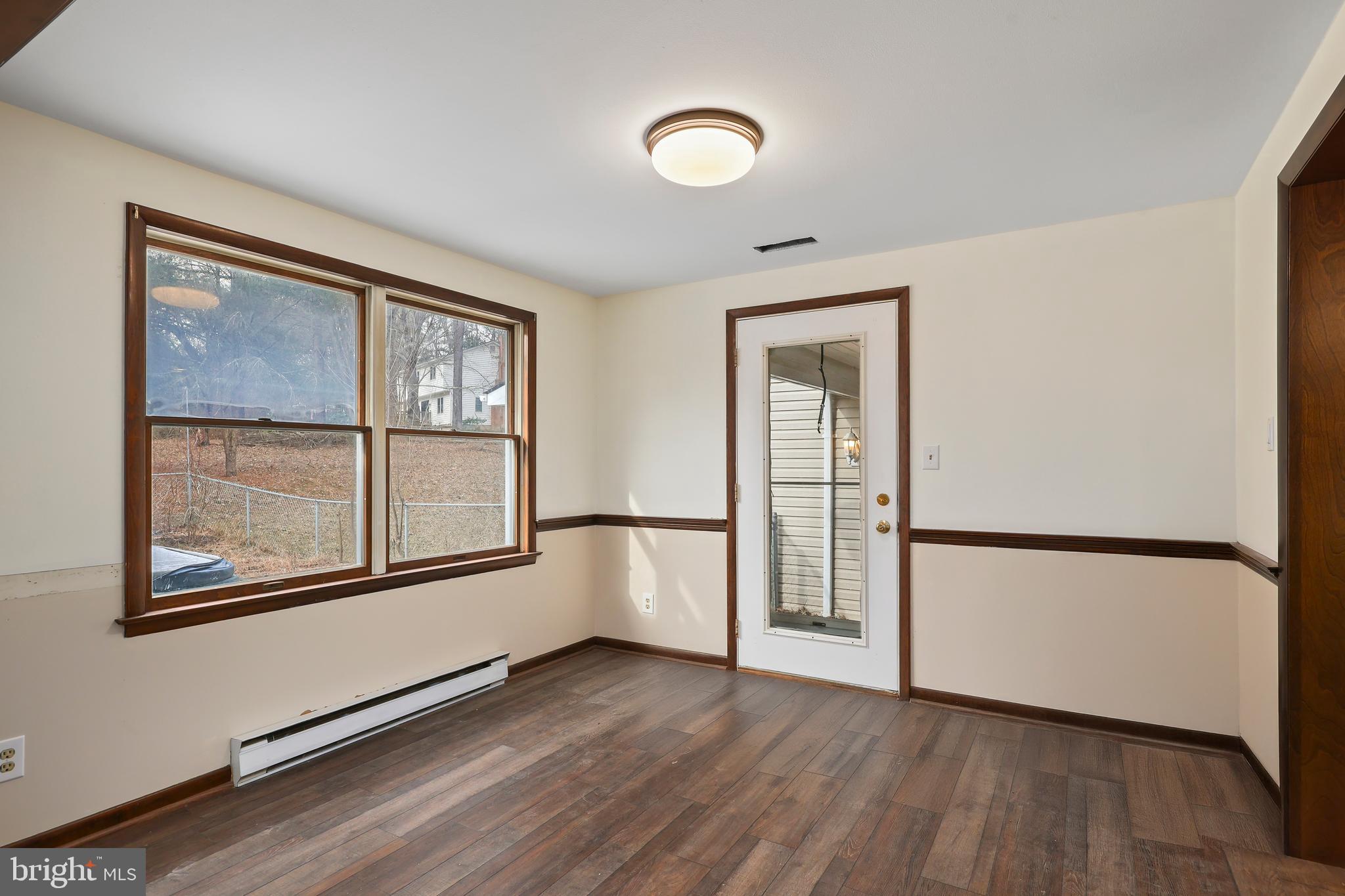 LINCOLN ACRES - Residential