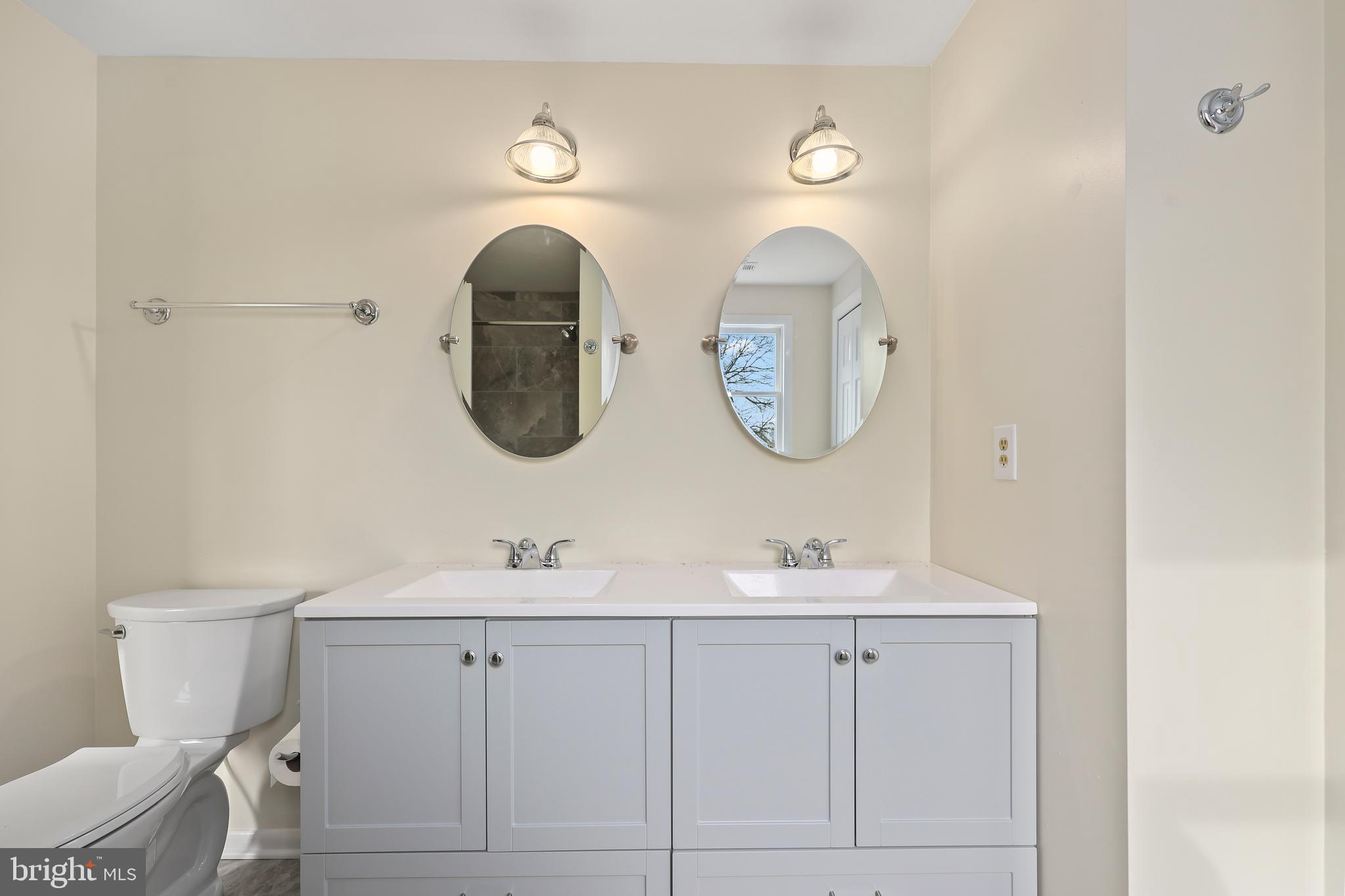 LINCOLN ACRES - Residential