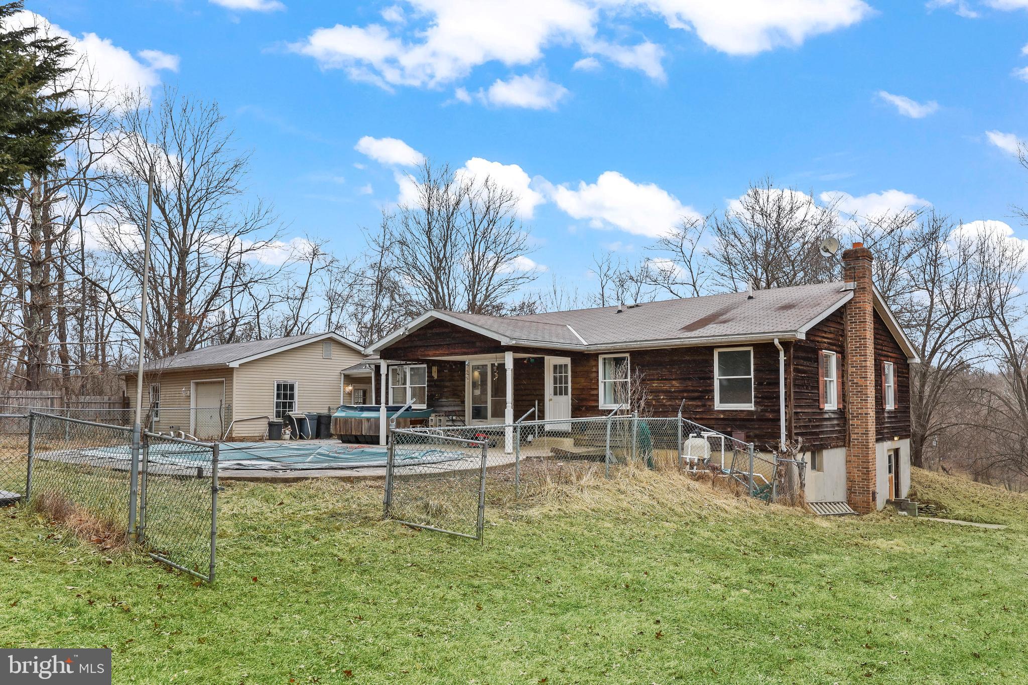 LINCOLN ACRES - Residential