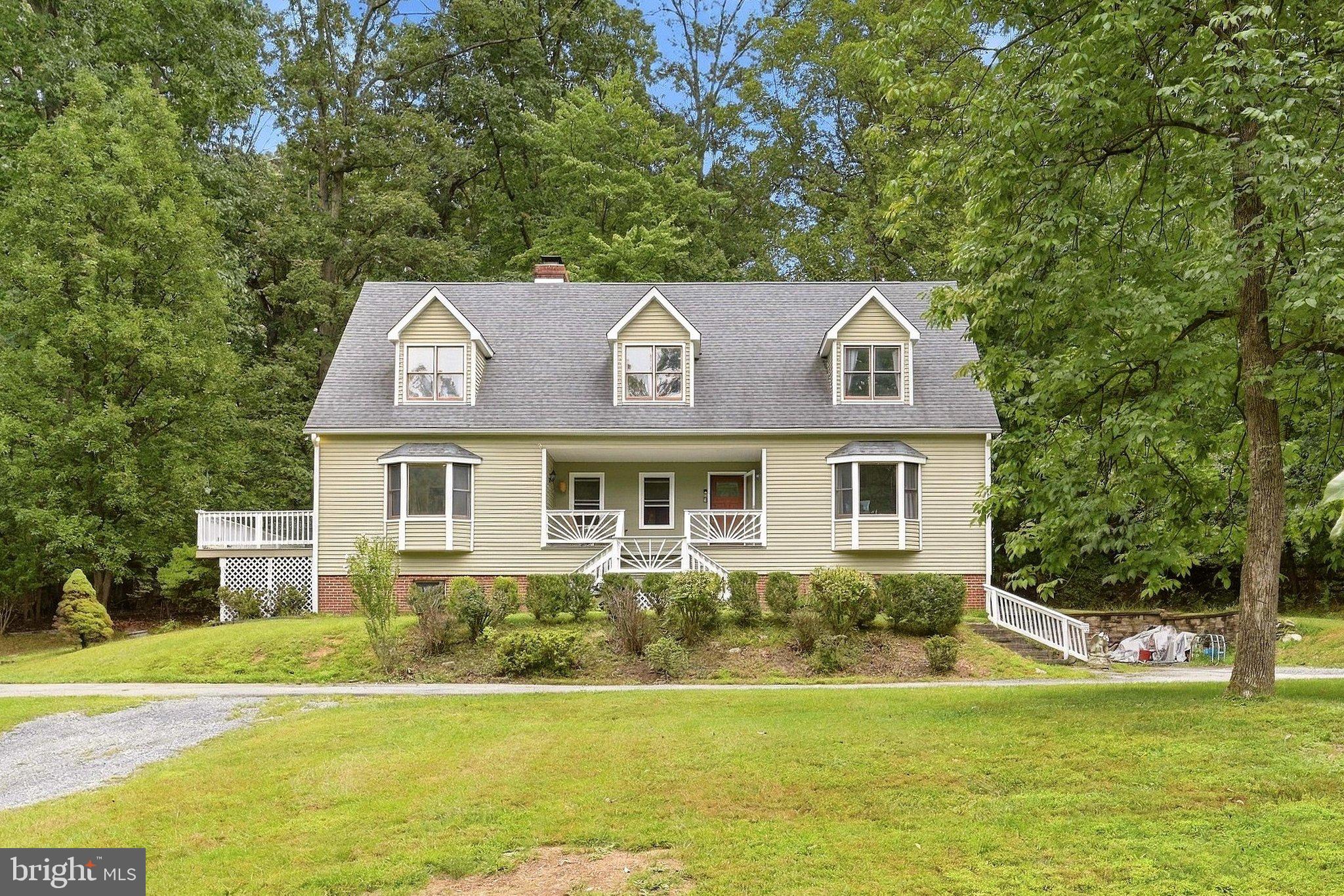 127 COOL GLEN CIRCLE