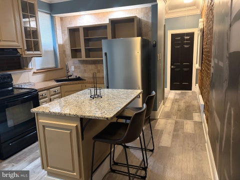 Townhouse For Rent - 3133 N Front Street #2ND FLOOR<br/> Philadelphia County, PHILADELPHIA, PA 19133