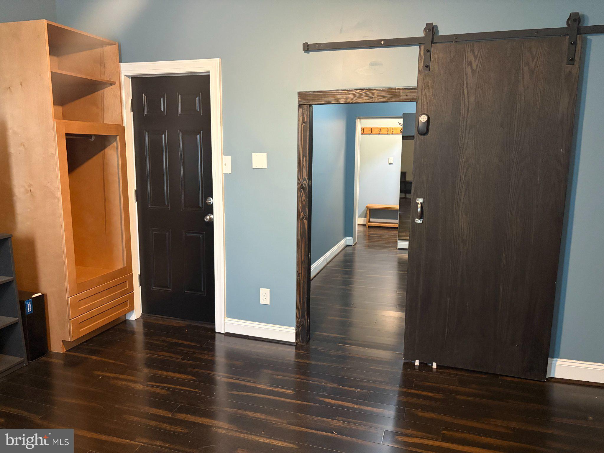 3133 N FRONT STREET 2ND FLOOR