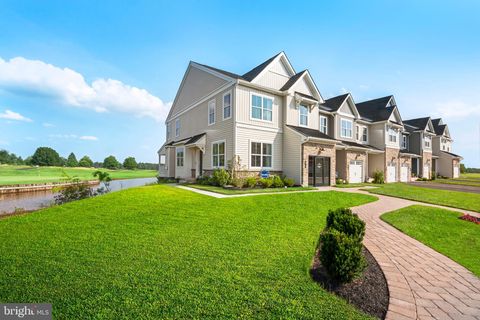 Townhouse For Sale - 0046 Baldwin Way<br/> Bucks County, SILVERDALE, PA 18962