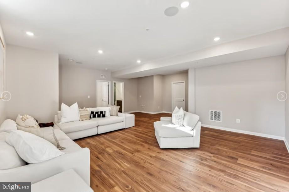 SPRING HAVEN - Residential