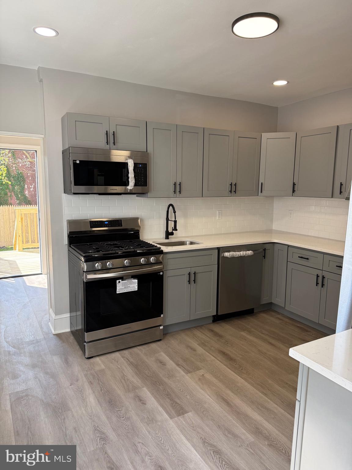 COLLINGDALE - Residential