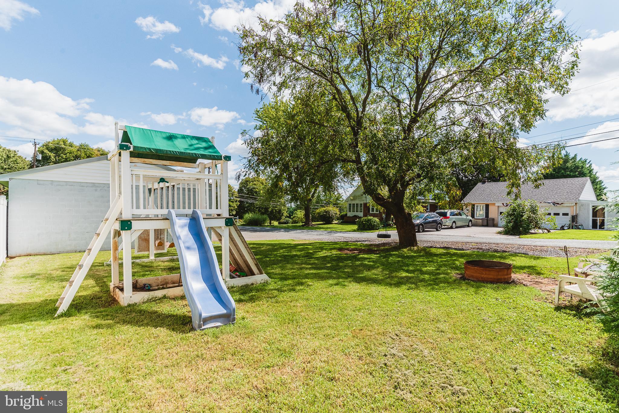 KINGSVILLE - Residential