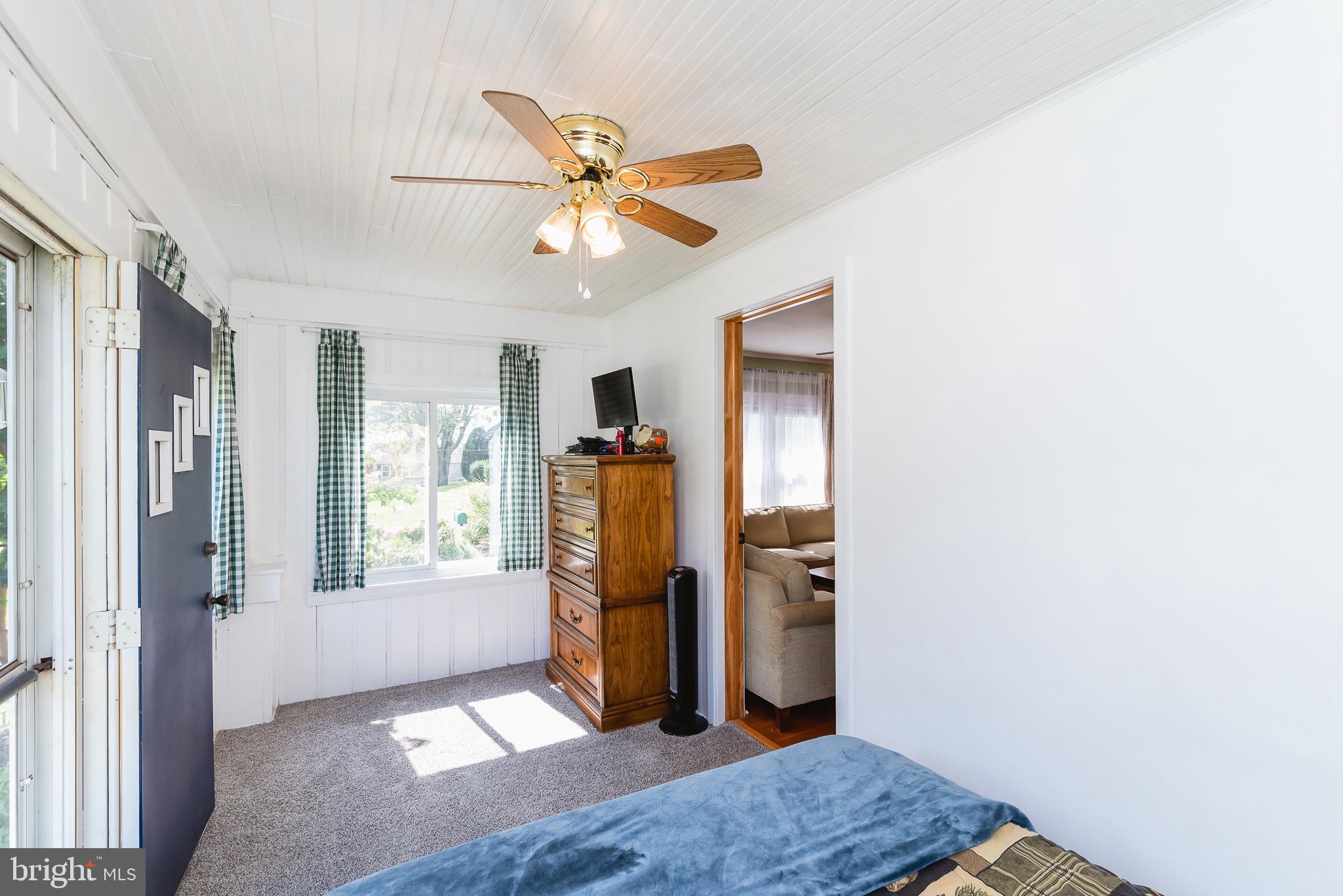 KINGSVILLE - Residential