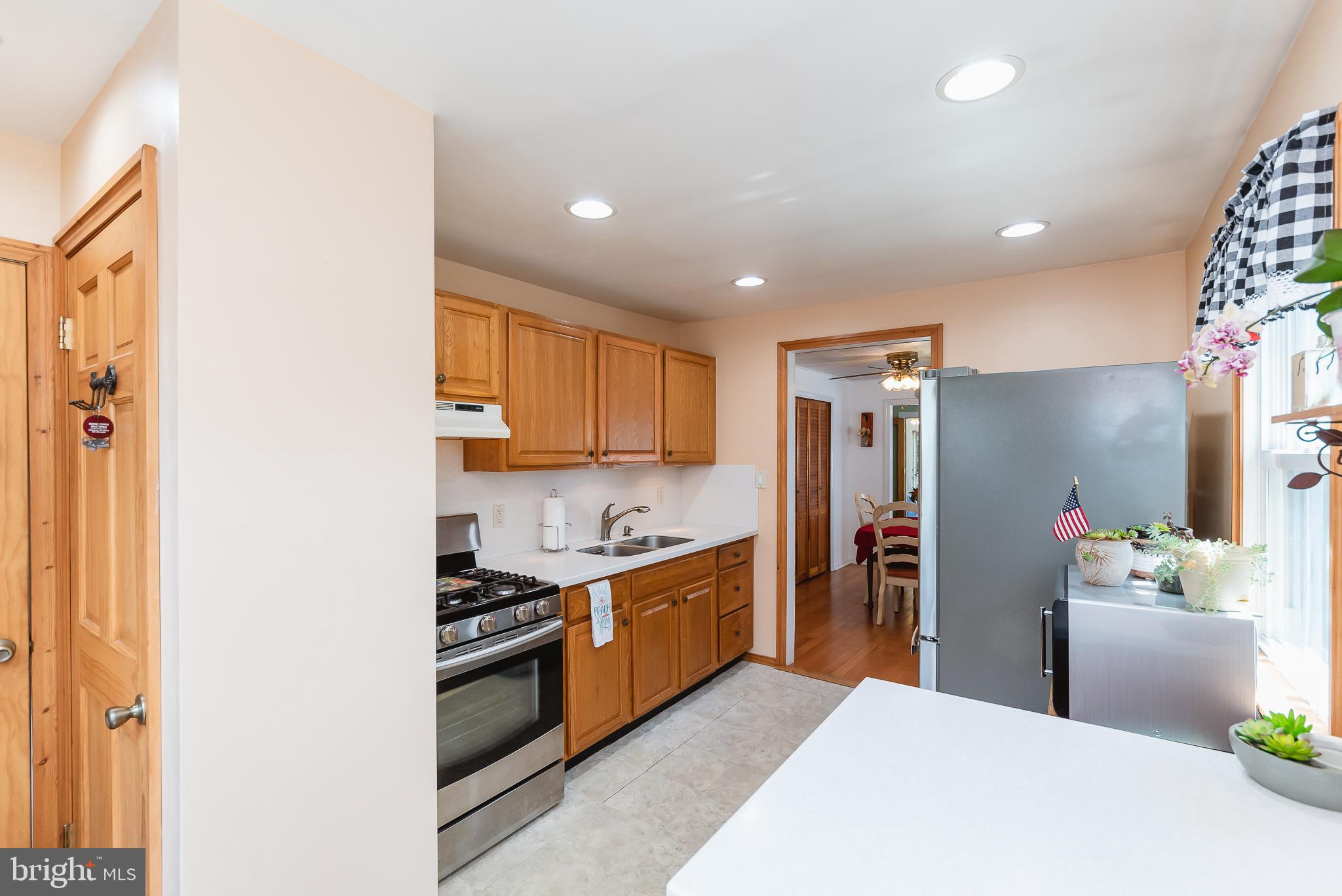 KINGSVILLE - Residential