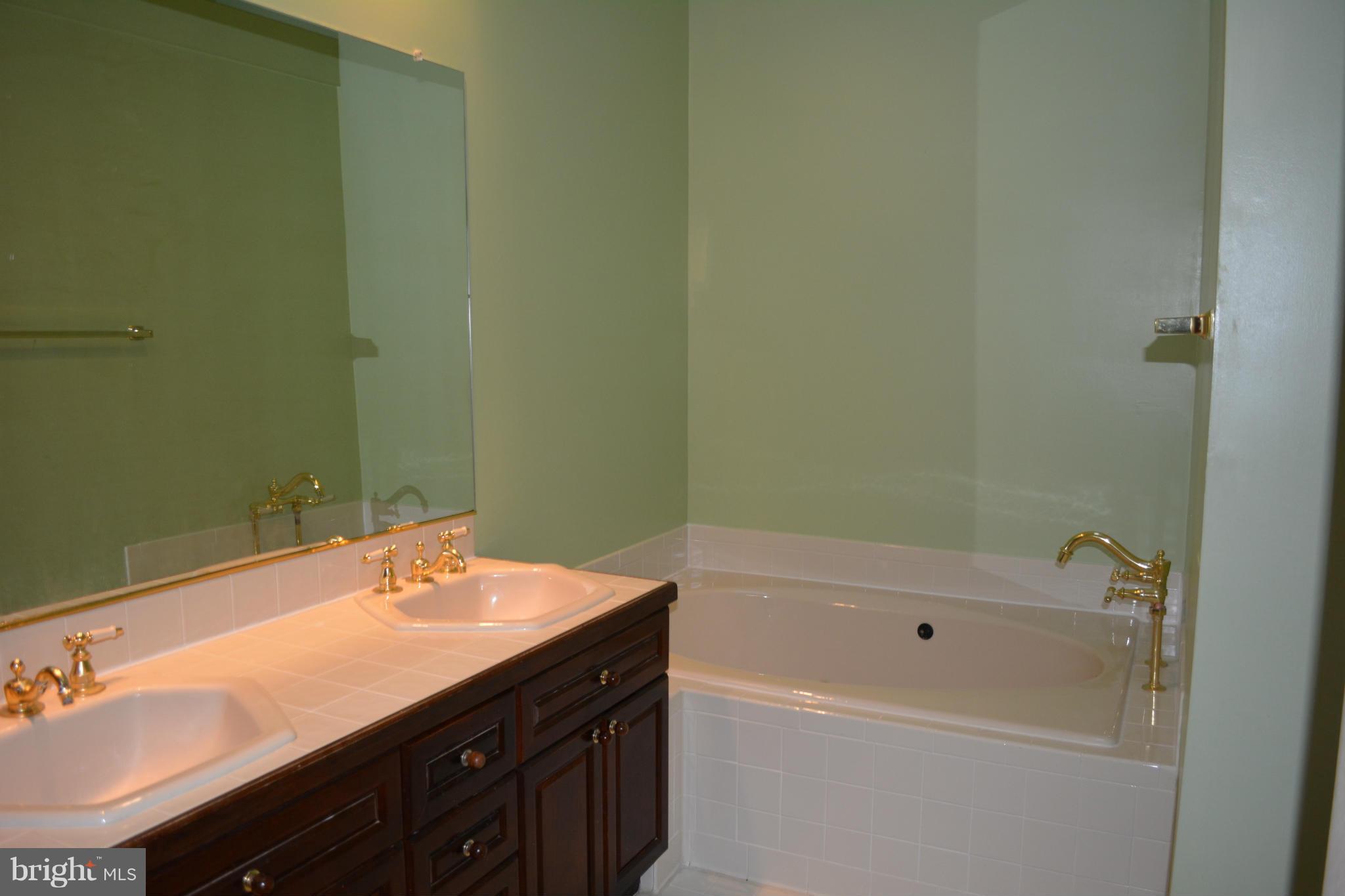 WESTHAVEN - Residential Lease