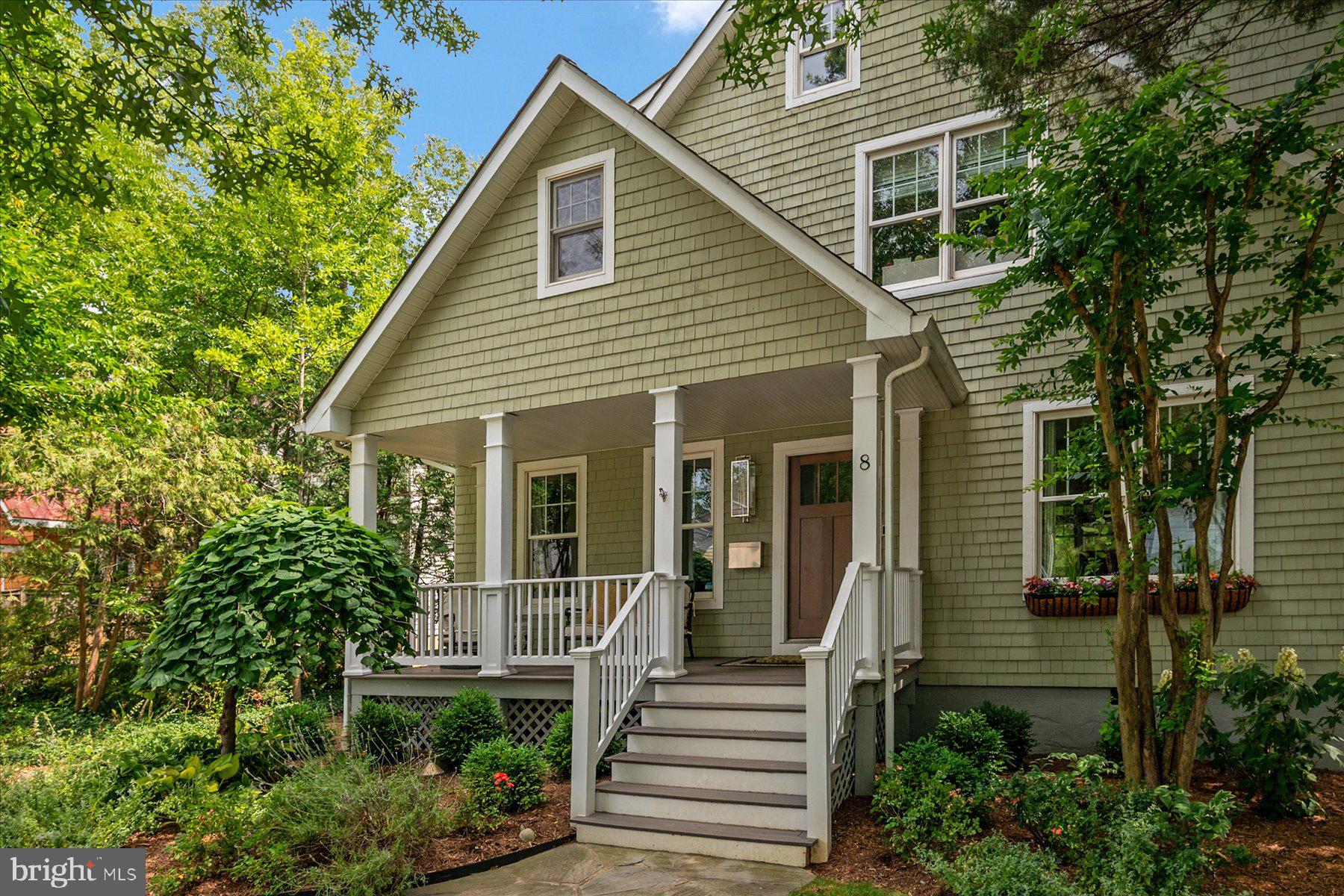 8 SHILEY STREET