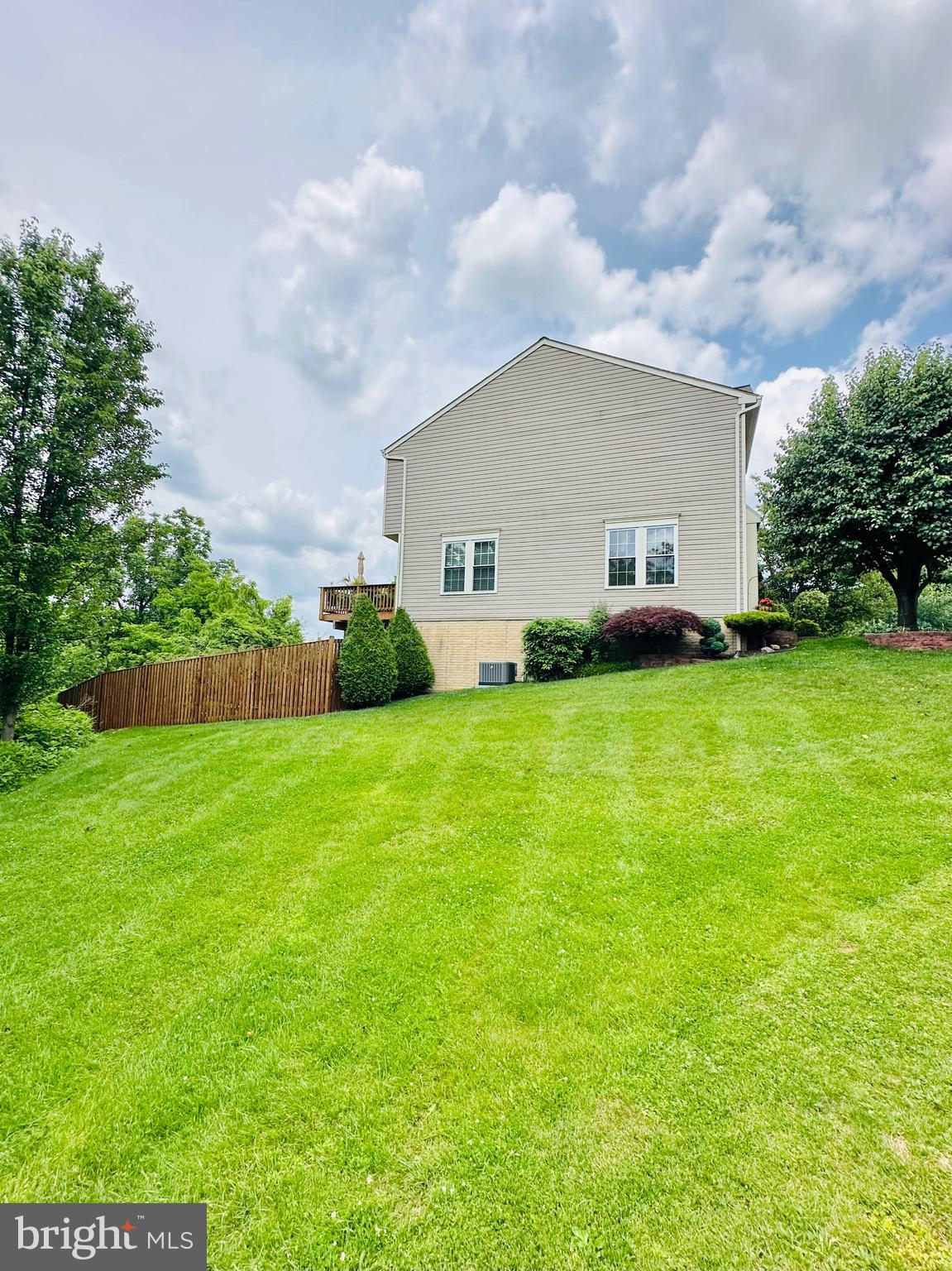 4526 VERMEER COURT