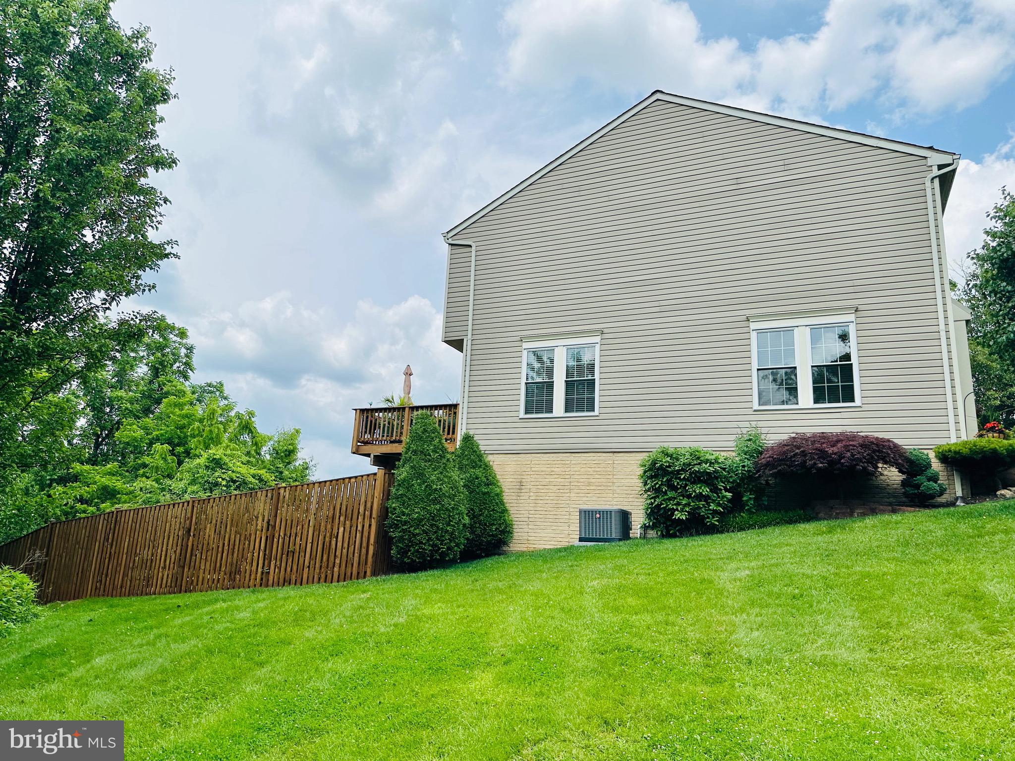 4526 VERMEER COURT
