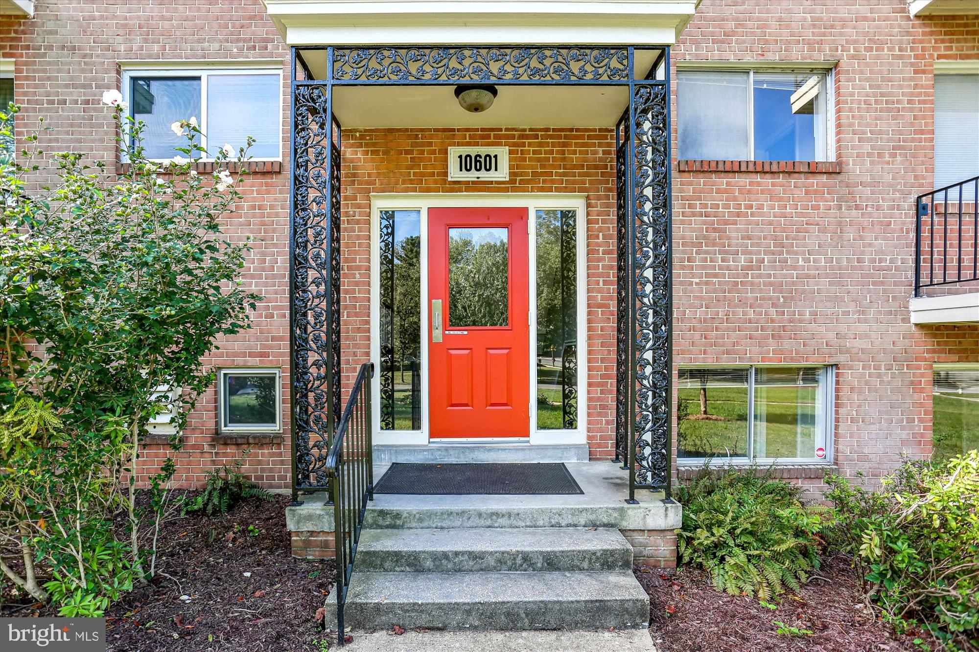 10601 WEYMOUTH STREET 4
