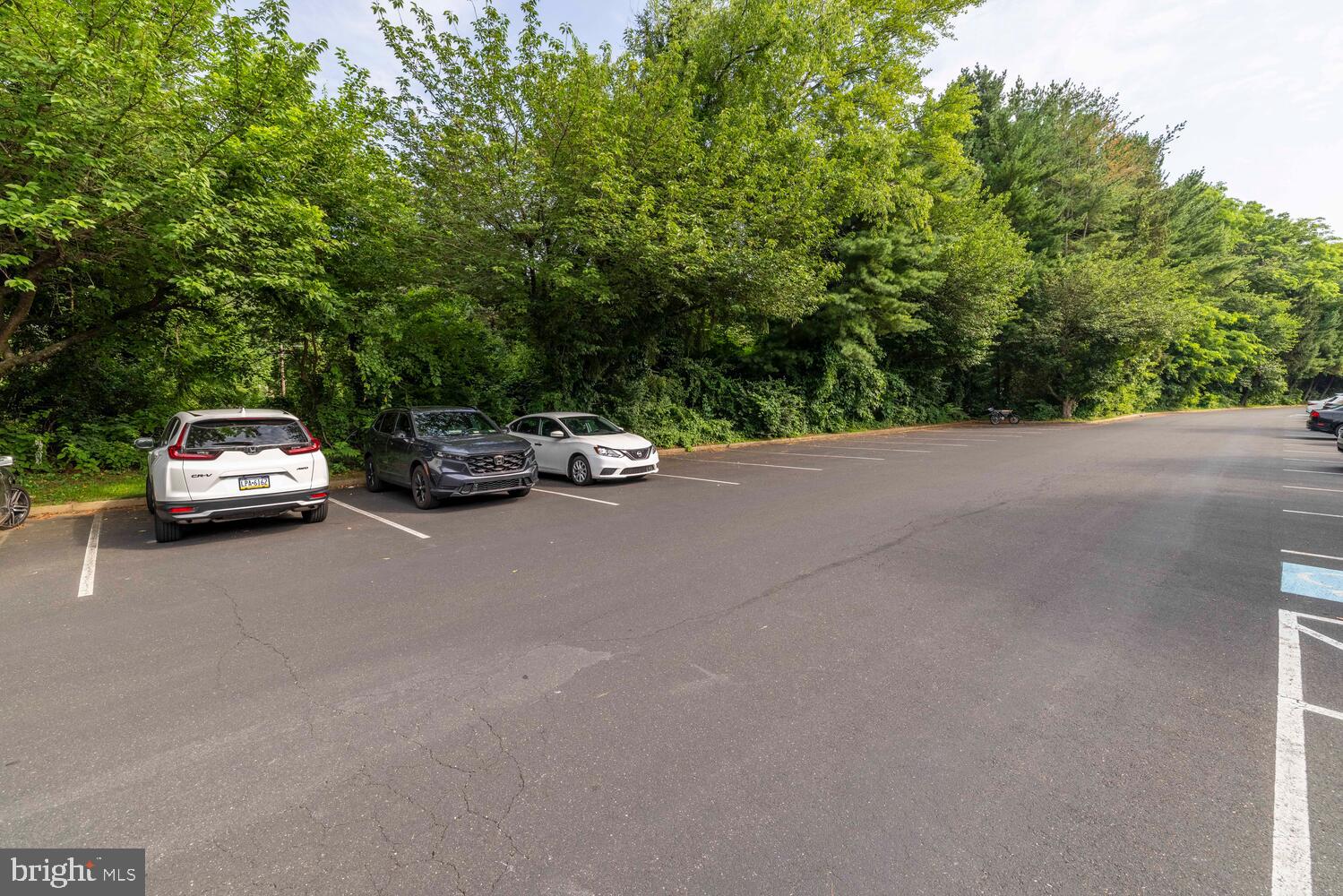 VALLEY GLEN - Residential