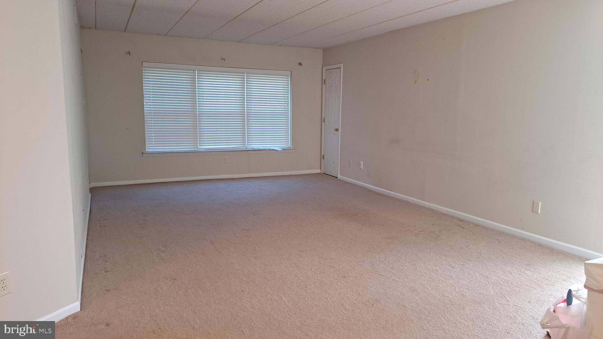 VALLEY GLEN - Residential