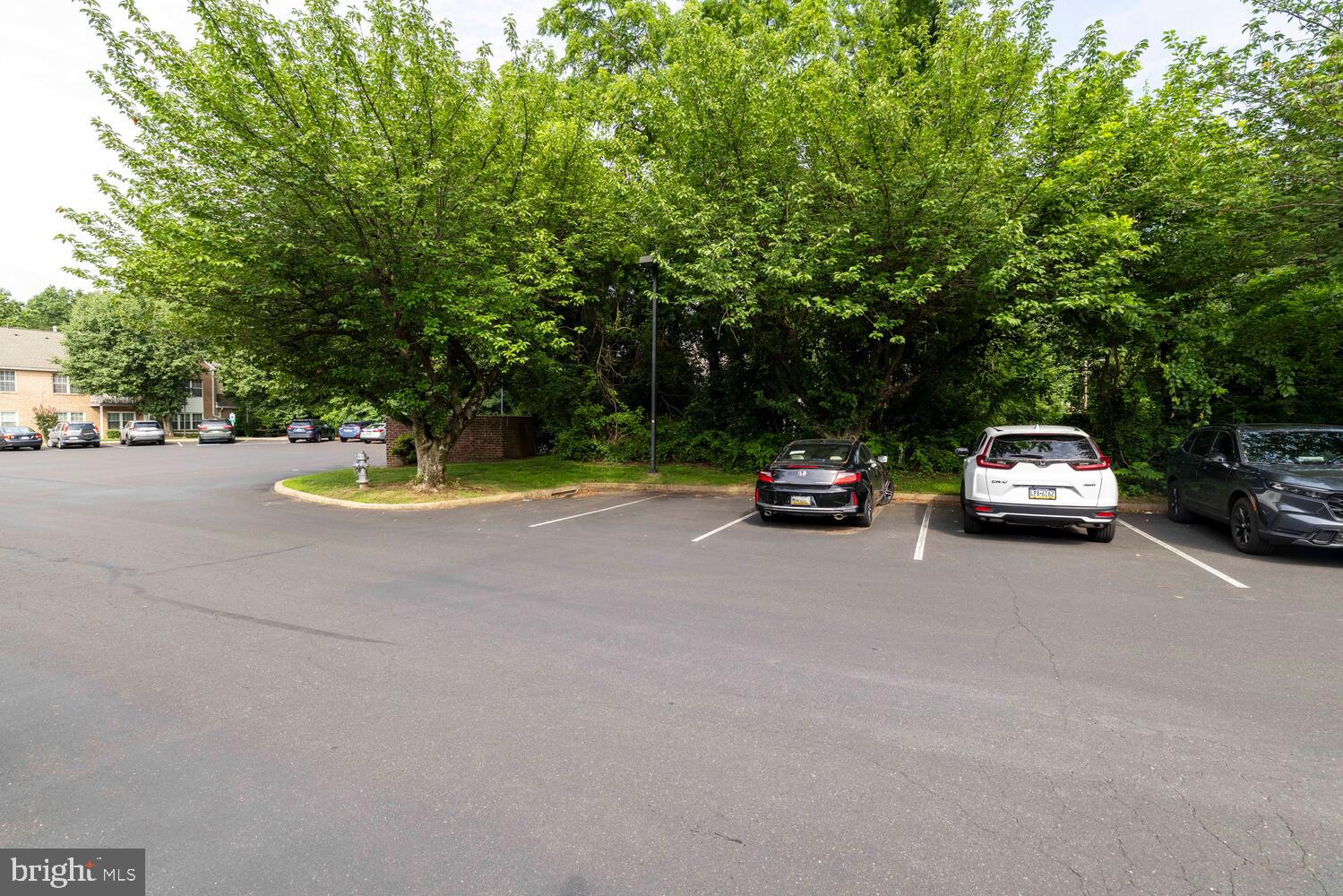 VALLEY GLEN - Residential