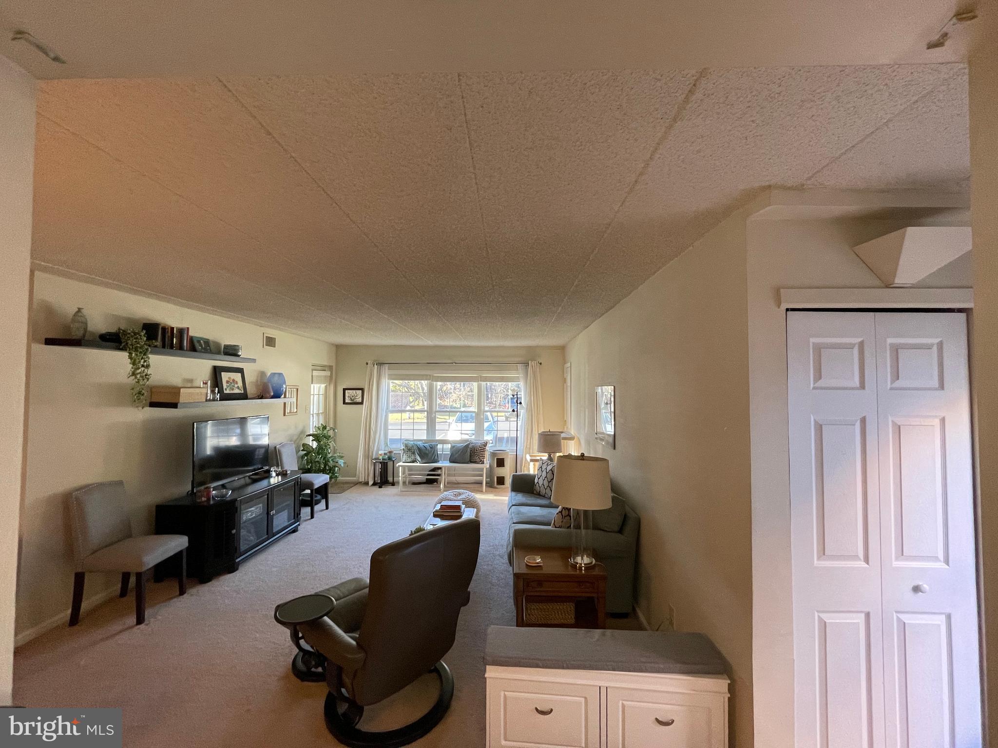 VALLEY GLEN - Residential