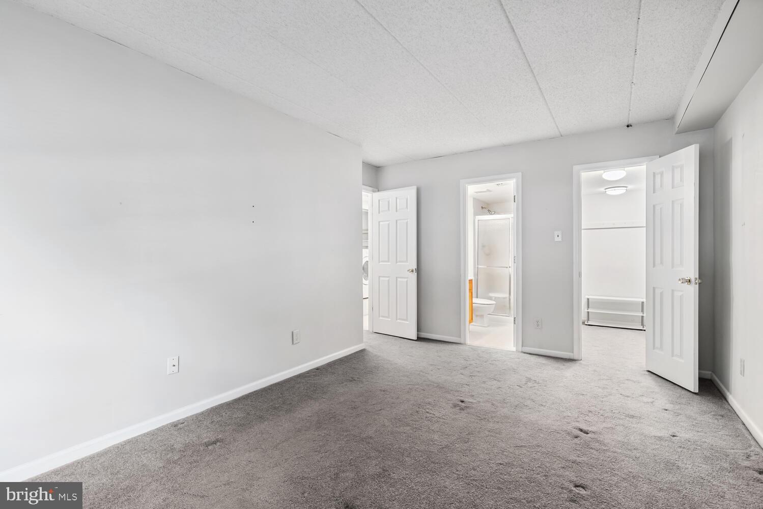 VALLEY GLEN - Residential