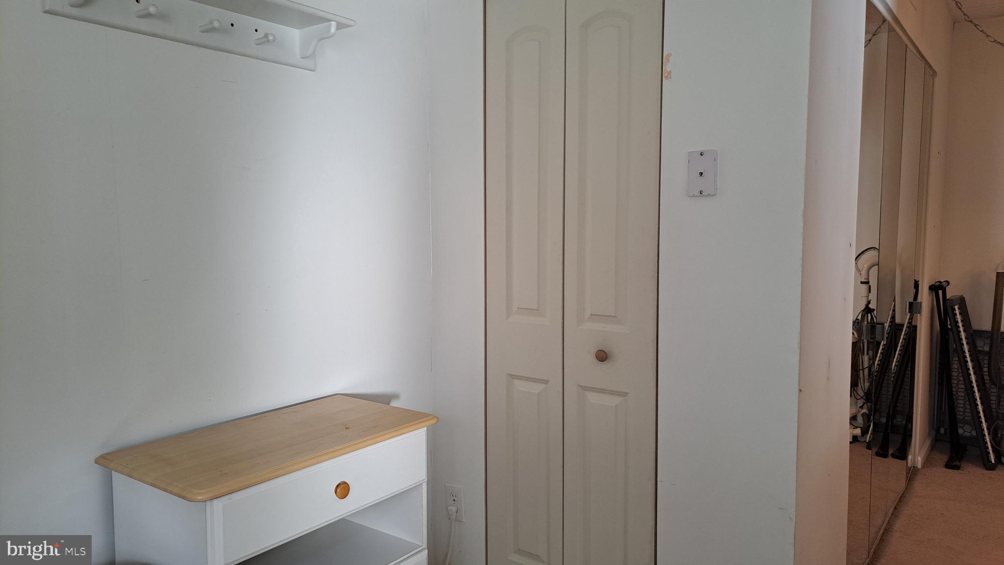 VALLEY GLEN - Residential