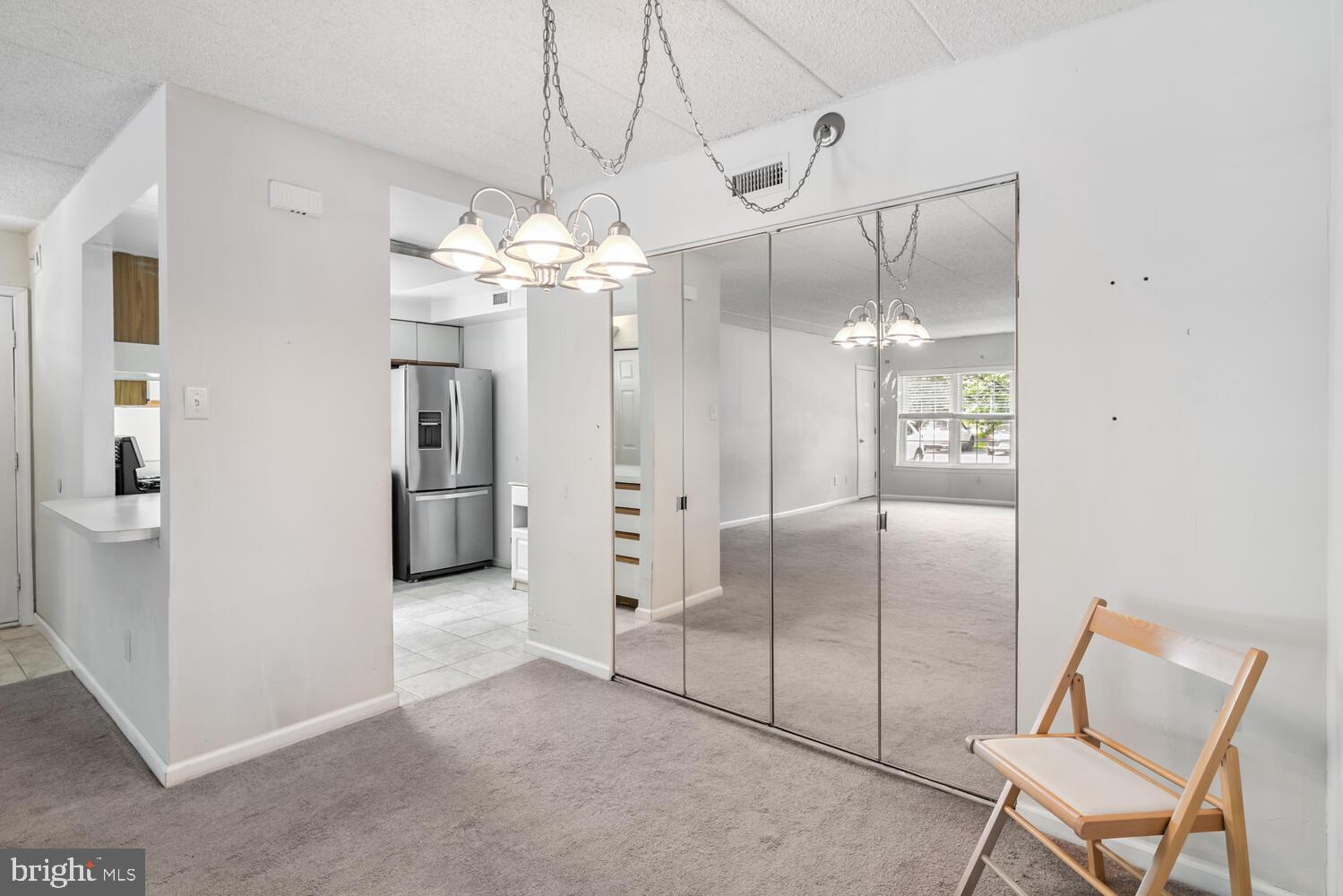 VALLEY GLEN - Residential