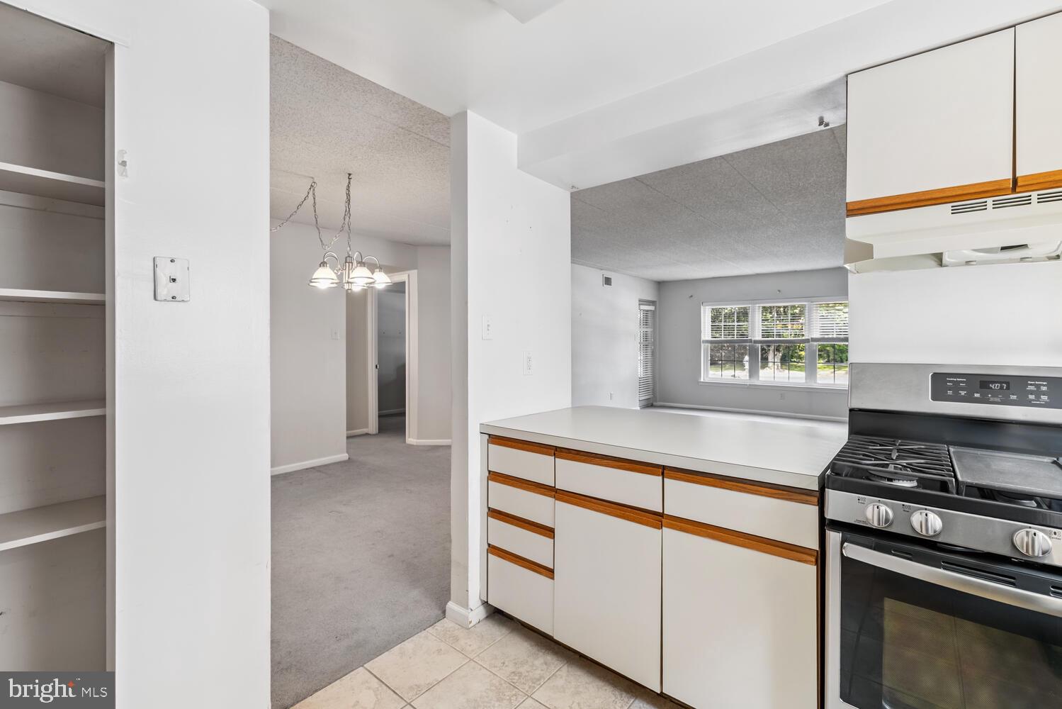 VALLEY GLEN - Residential