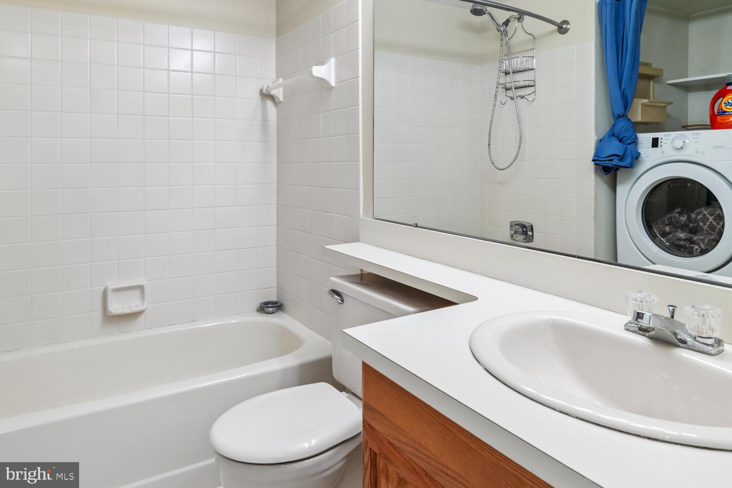 VALLEY GLEN - Residential