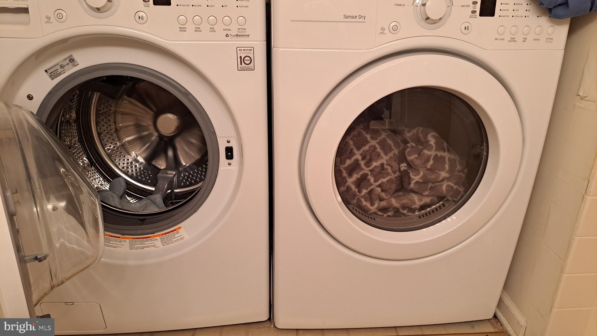 VALLEY GLEN - Residential