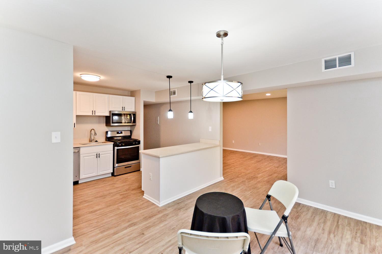 CHELSEA WOODS - Residential