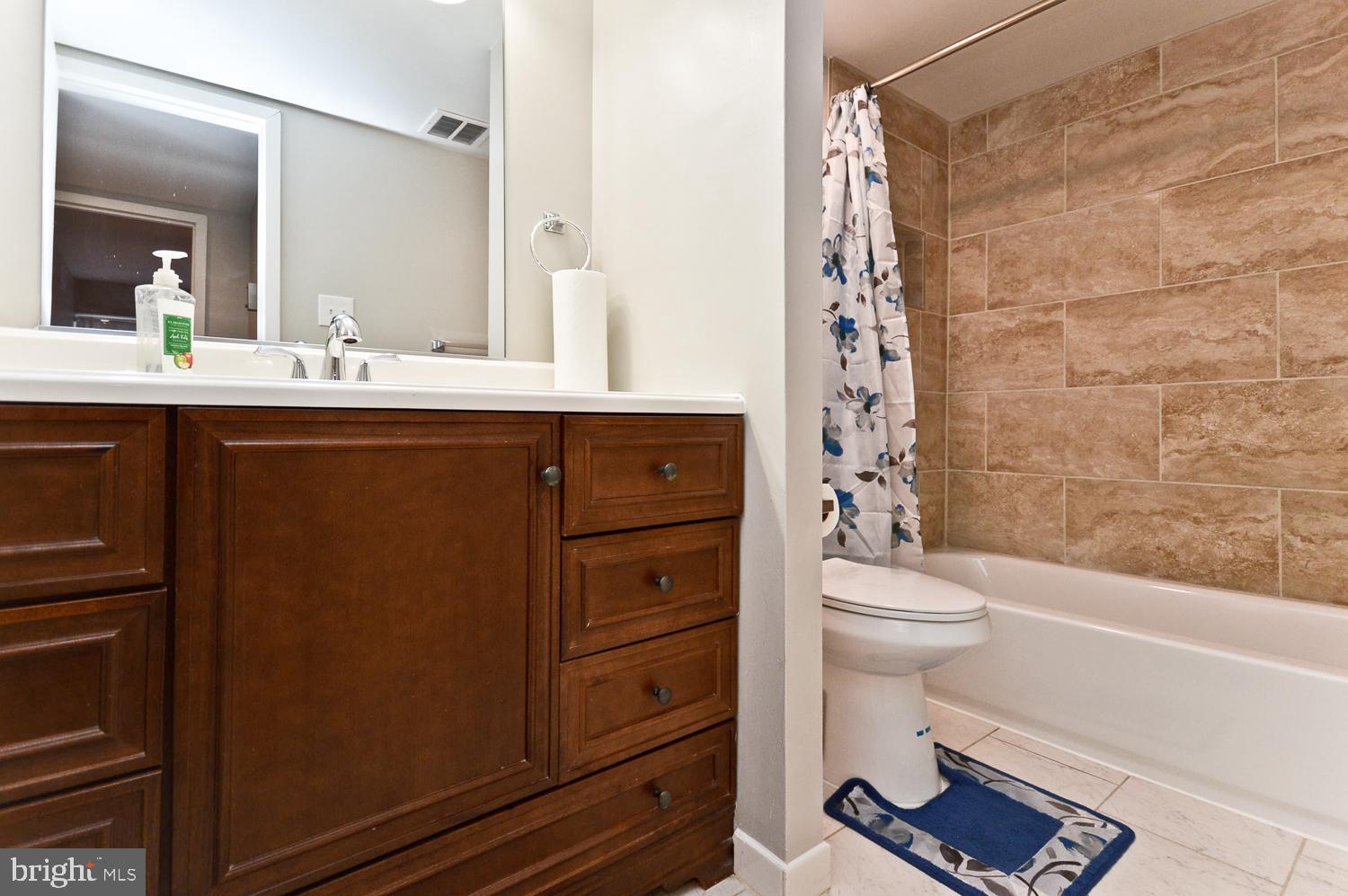 CHELSEA WOODS - Residential