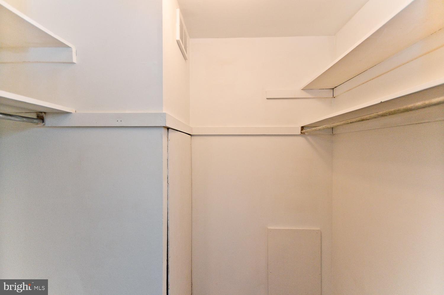 CHELSEA WOODS - Residential