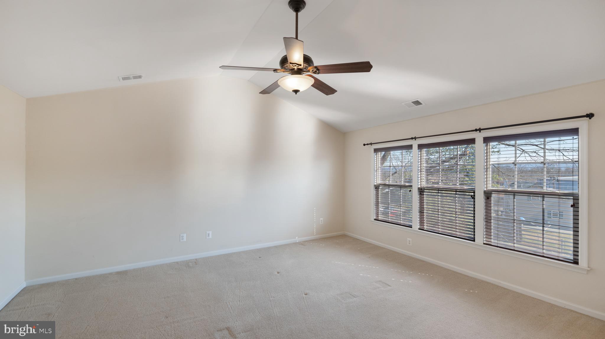 APPLE GLEN - Residential