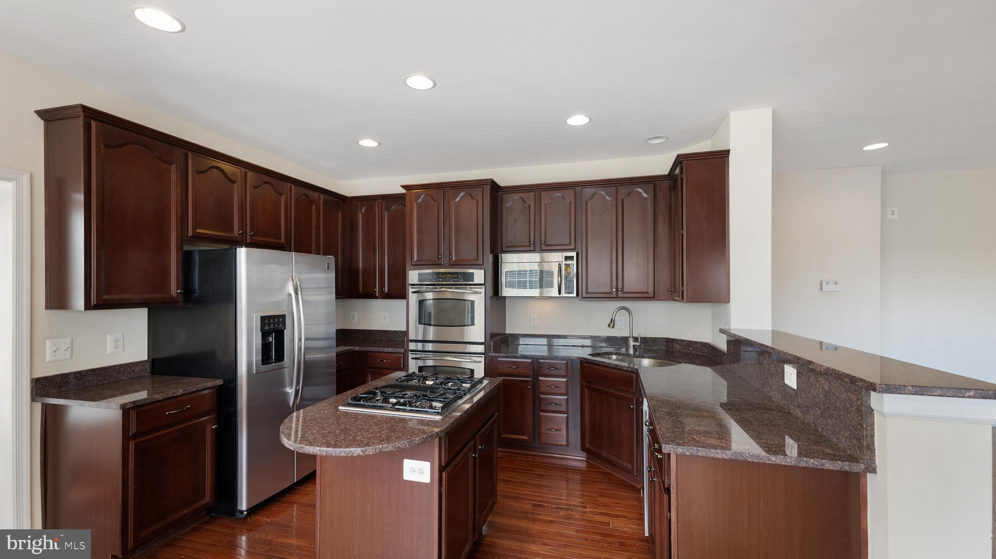 APPLE GLEN - Residential