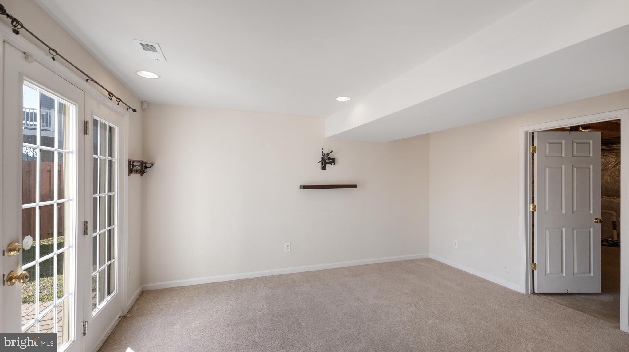 APPLE GLEN - Residential