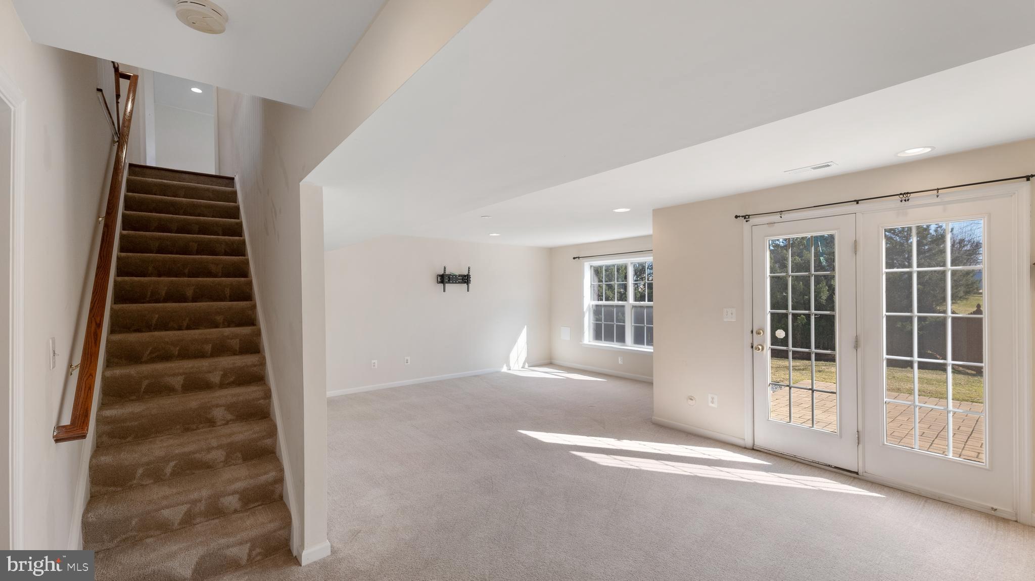 APPLE GLEN - Residential