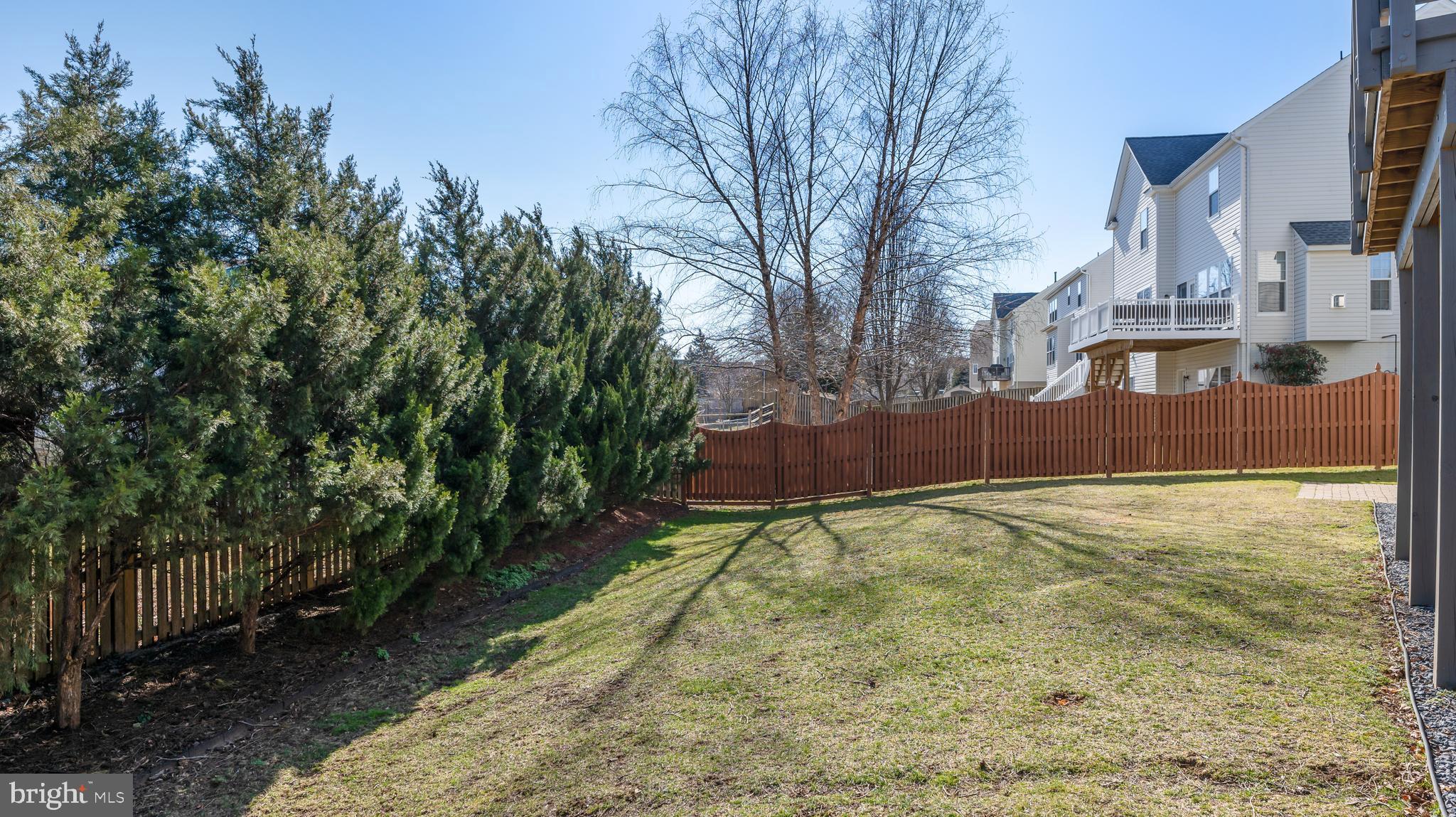 APPLE GLEN - Residential