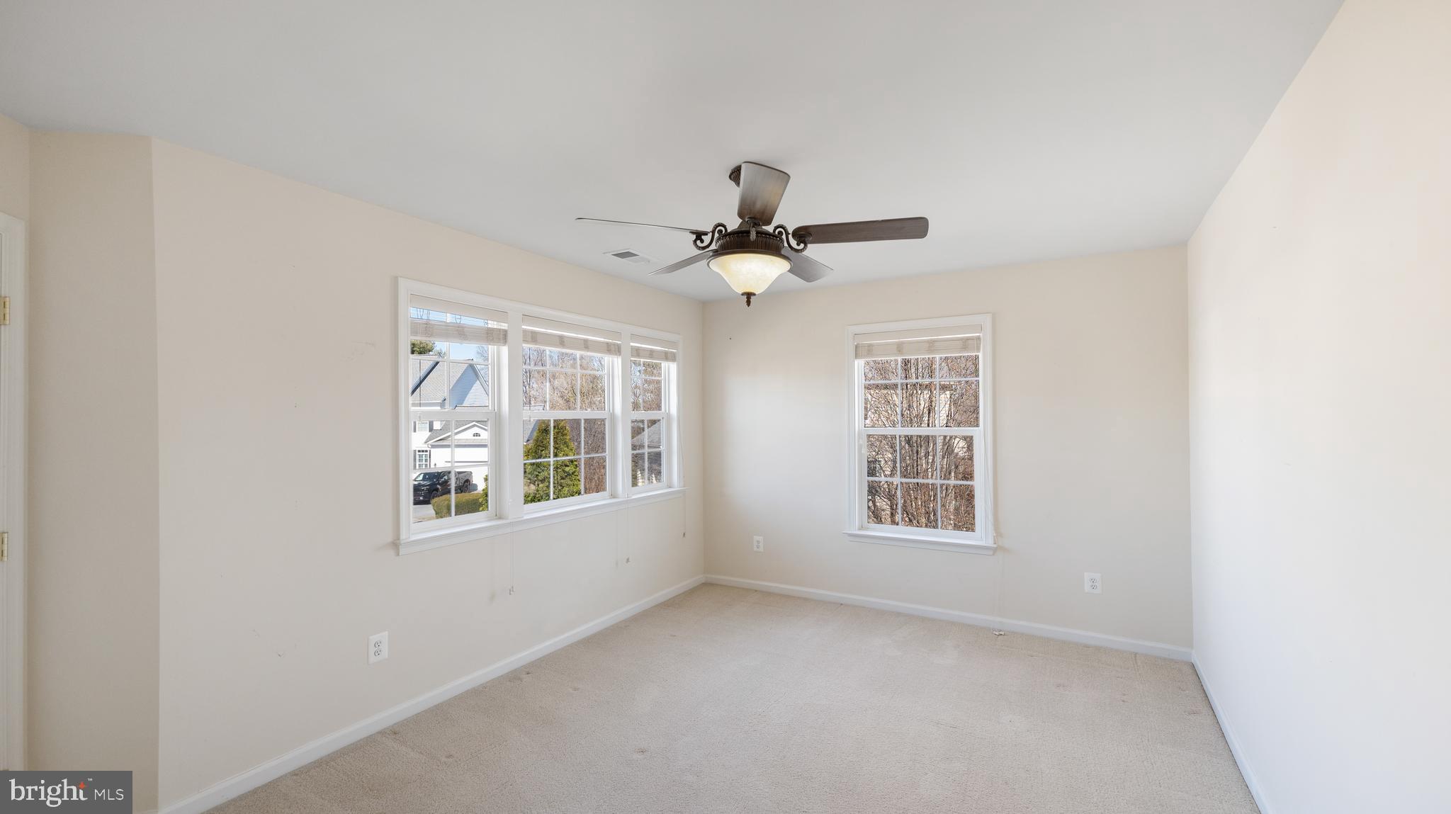 APPLE GLEN - Residential