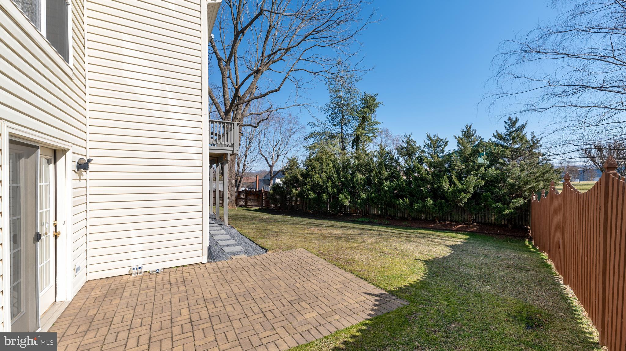 APPLE GLEN - Residential