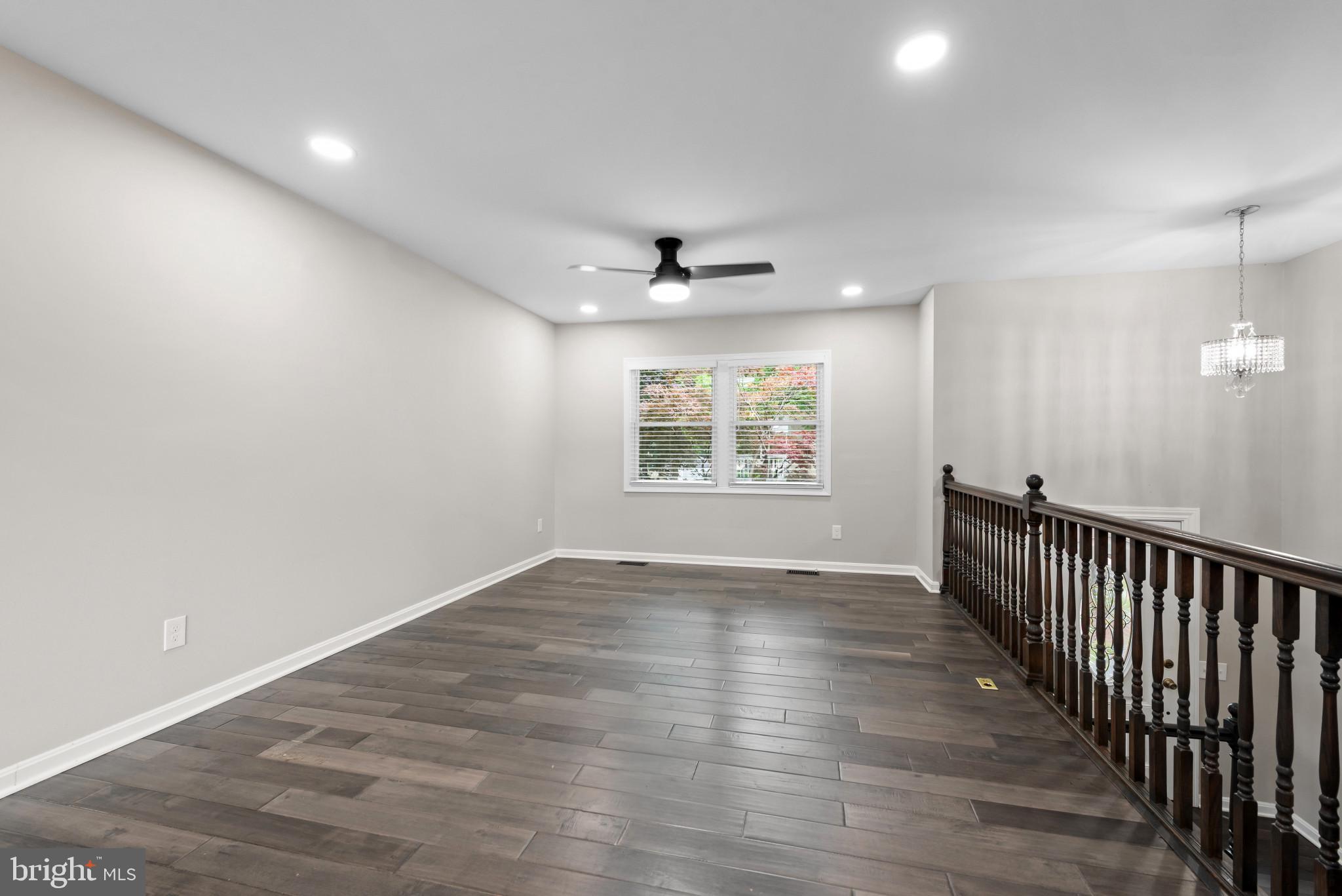481 EASTWOOD COURT