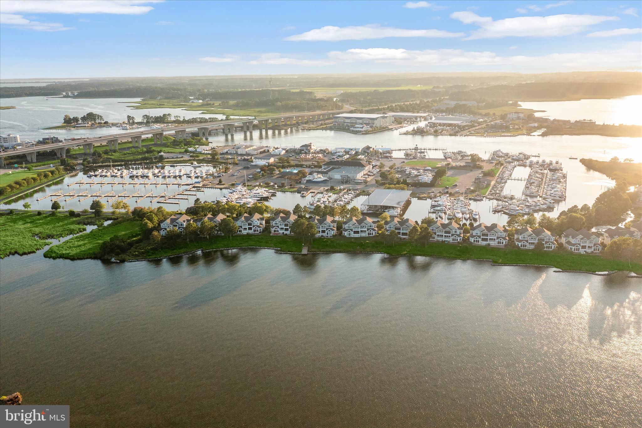 NARROWS POINTE - Residential